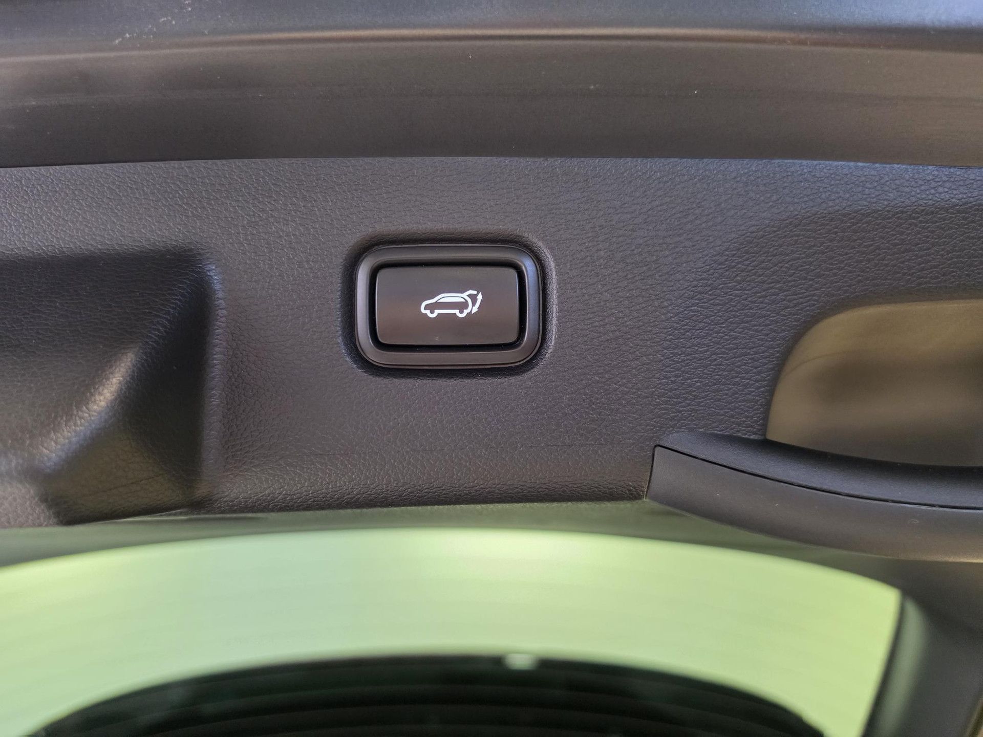 Kia Sportage met kenteken KPN-61-F – achteraanzicht