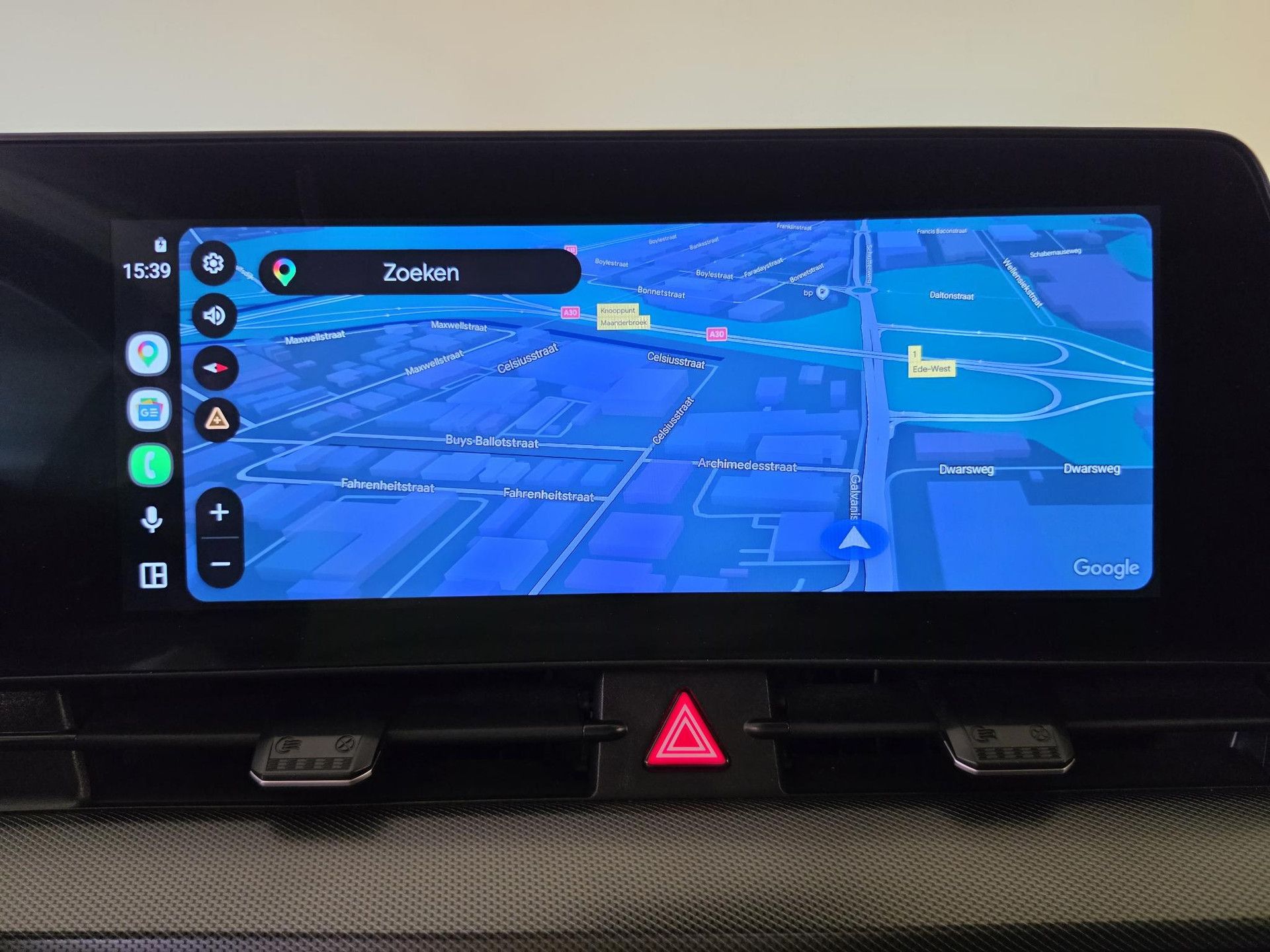 Kia Sportage met kenteken KPN-61-F – dashboard