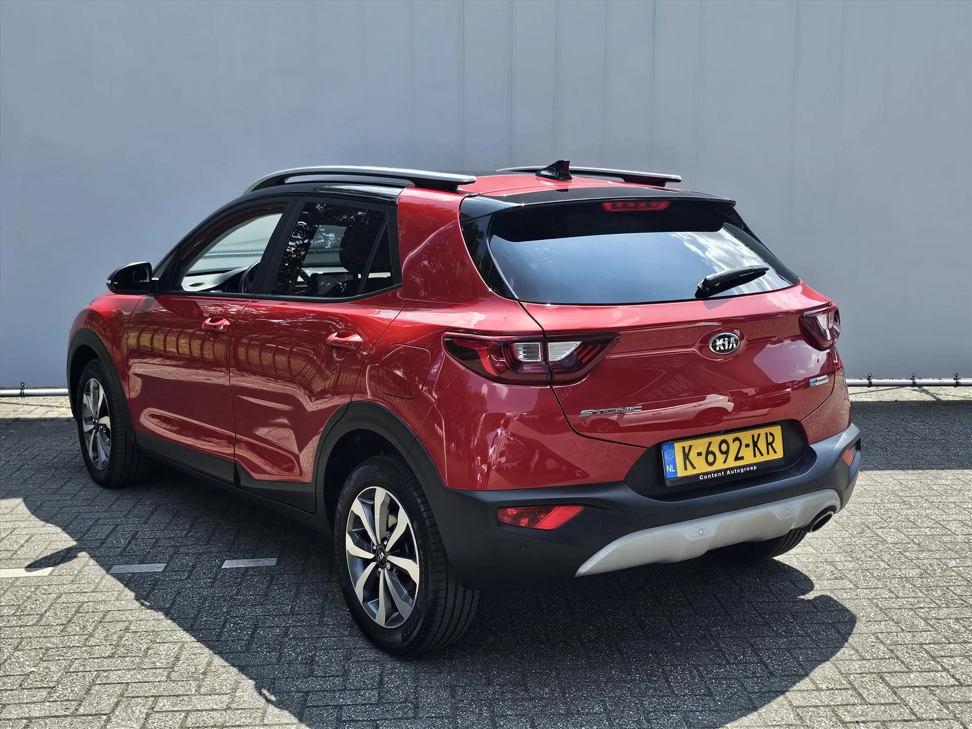 Kia Stonic met kenteken K-692-KR – interieur