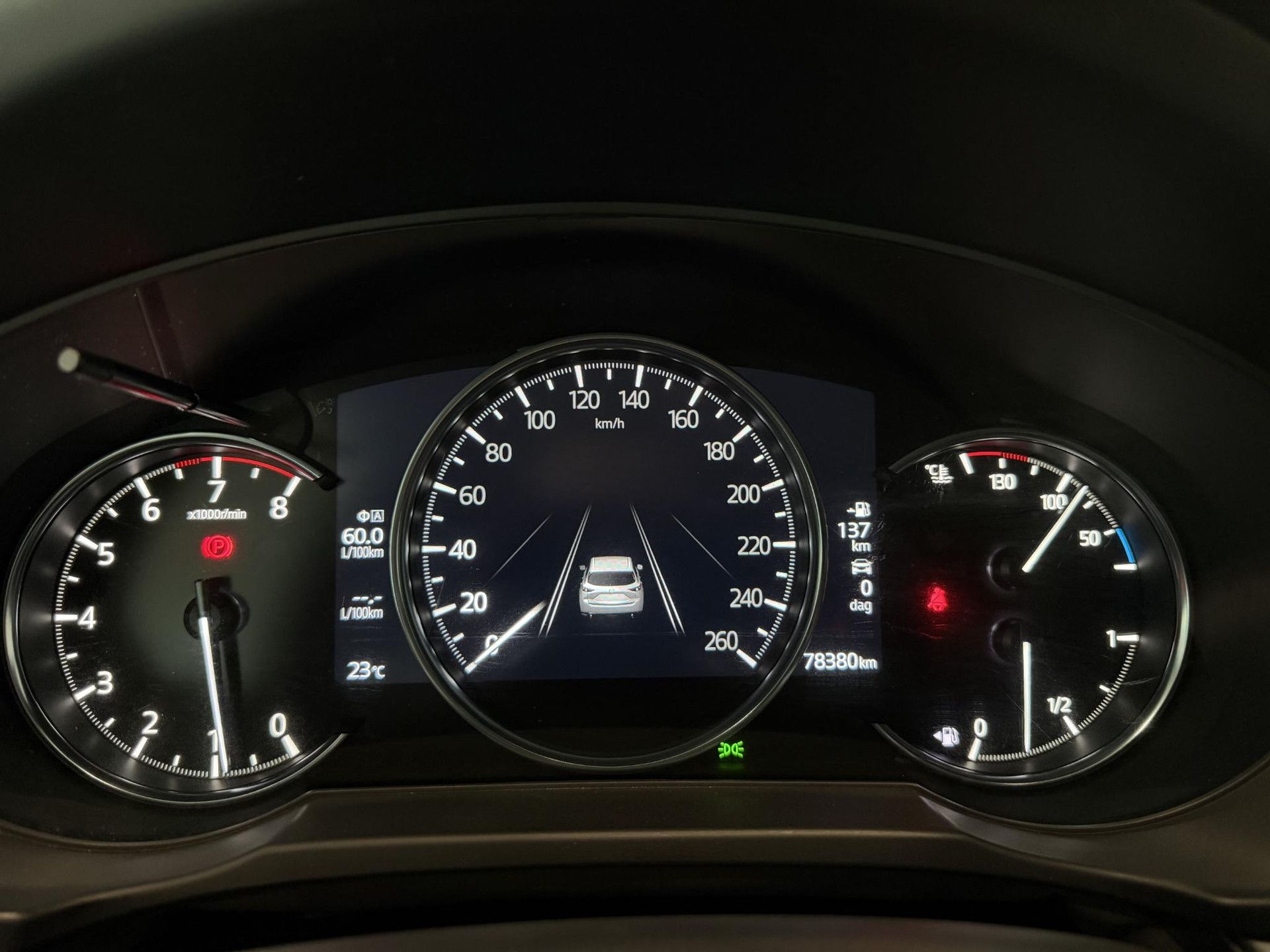 Mazda CX-5 met kenteken KKZ-43-P – dashboard