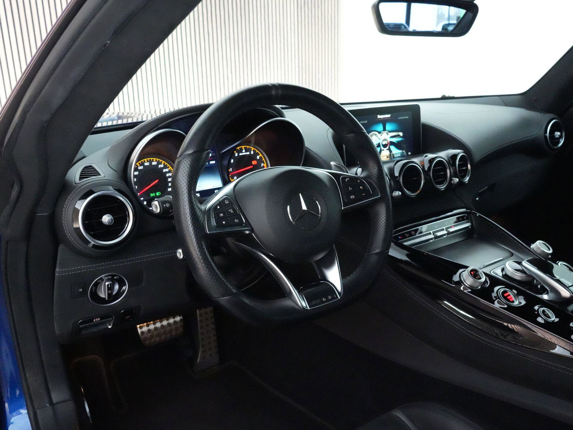 Mercedes-Benz AMG – interieur
