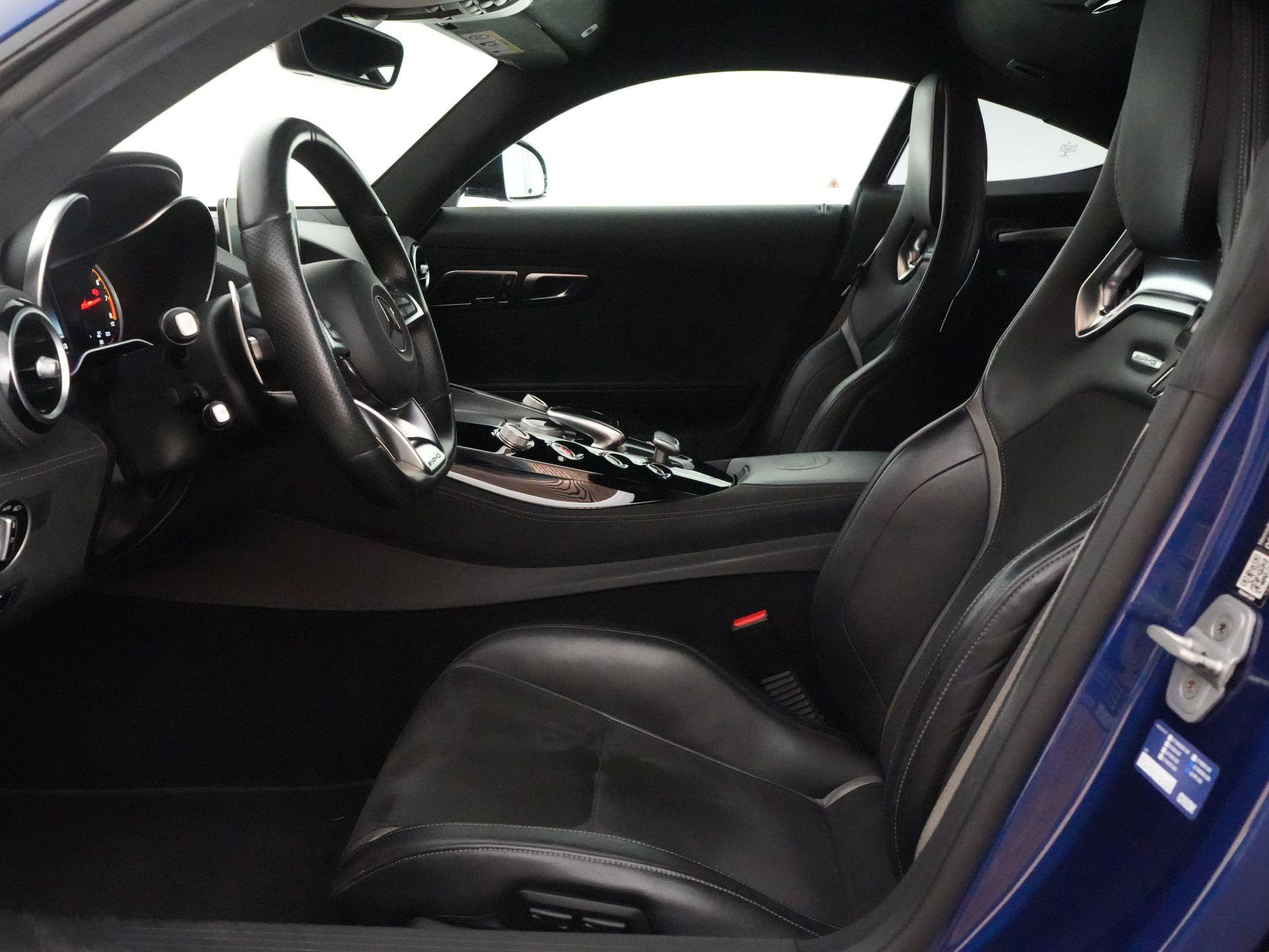 Mercedes-Benz AMG – dashboard
