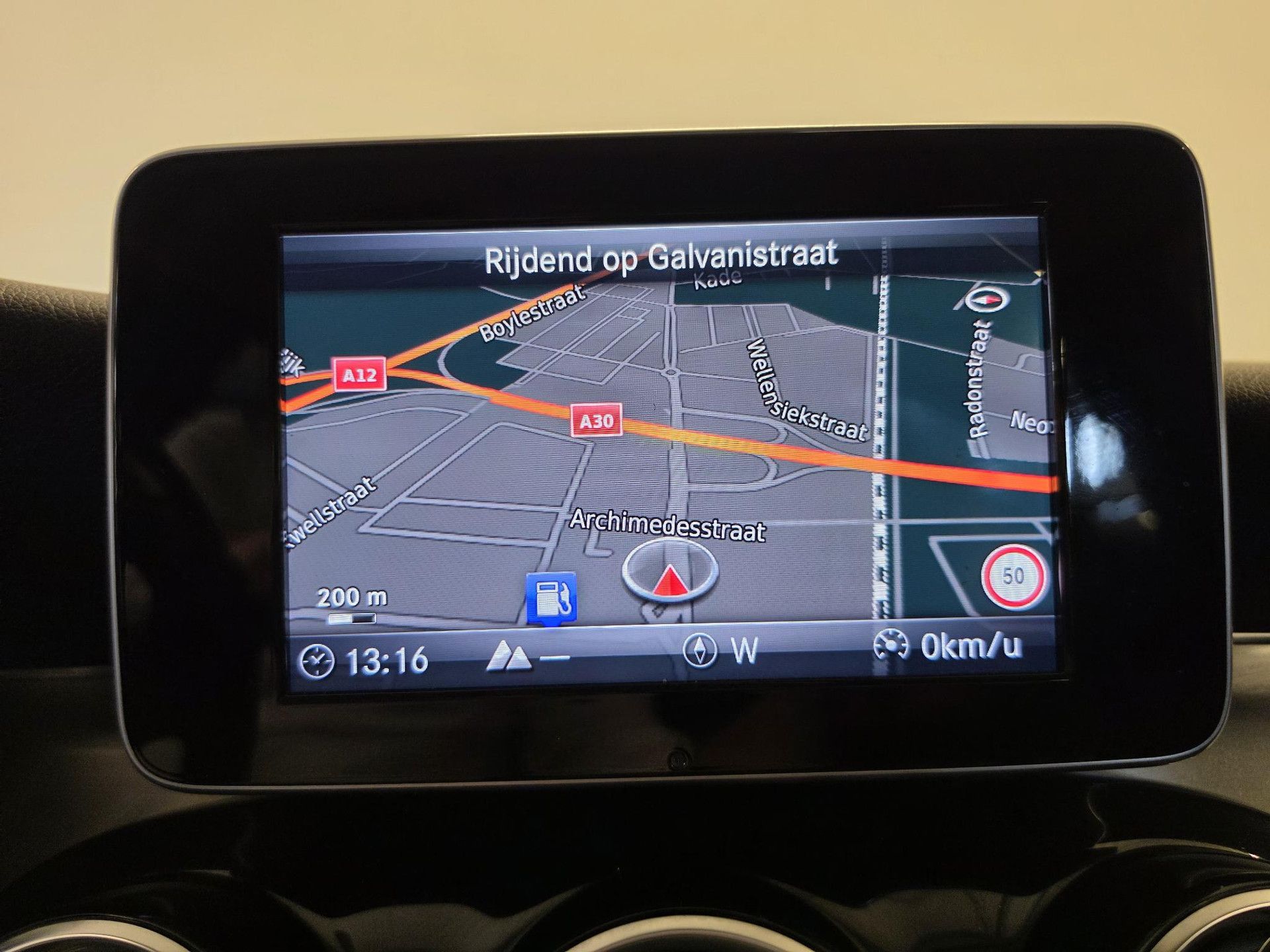 Mercedes-Benz C-Klasse met kenteken SK-925-B – achteraanzicht