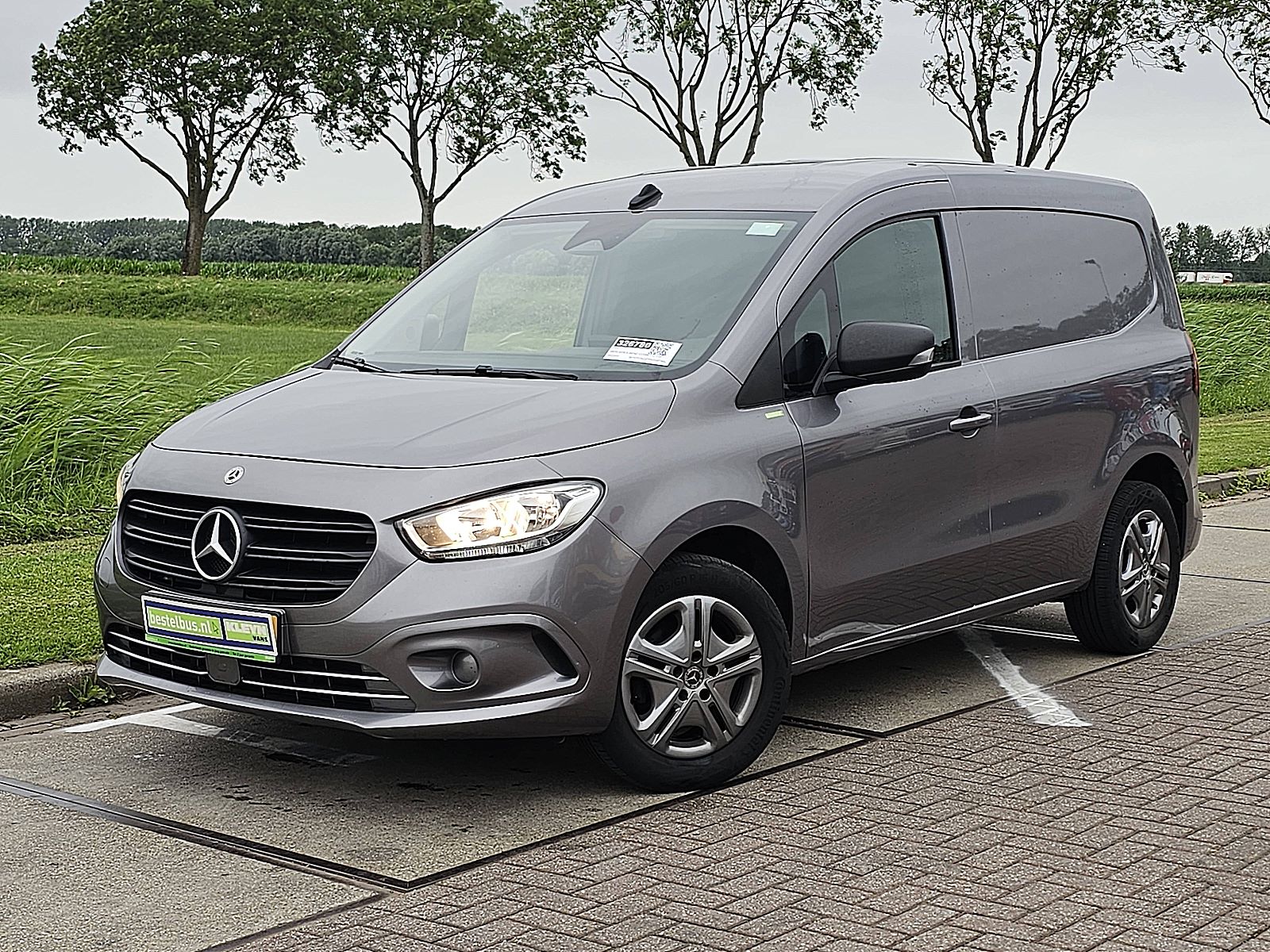 Mercedes-Benz Citan – achteraanzicht