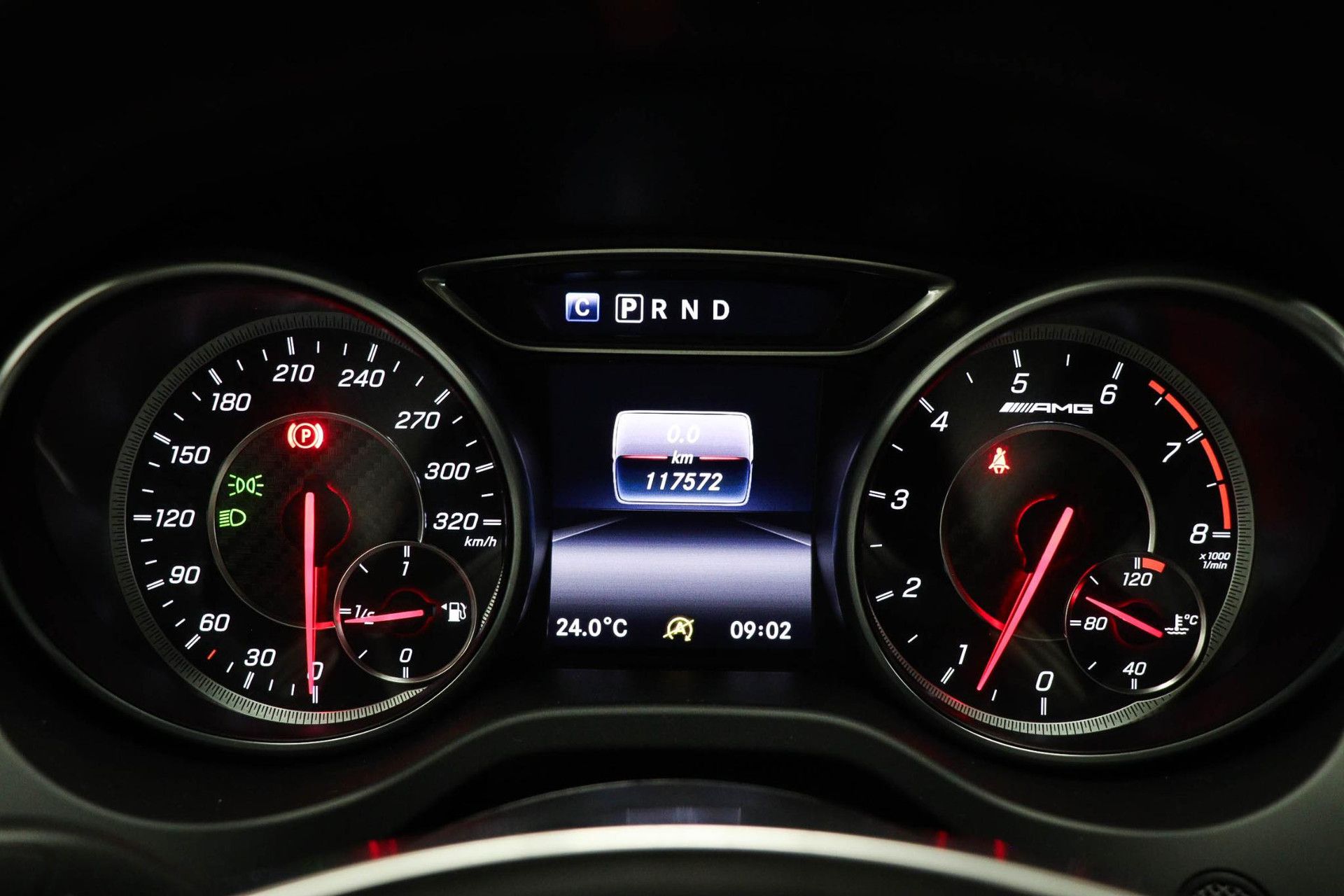 Mercedes-Benz CLA met kenteken H-941-FZ – detailfoto