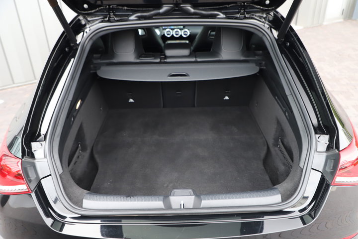 Mercedes-Benz CLA – achteraanzicht