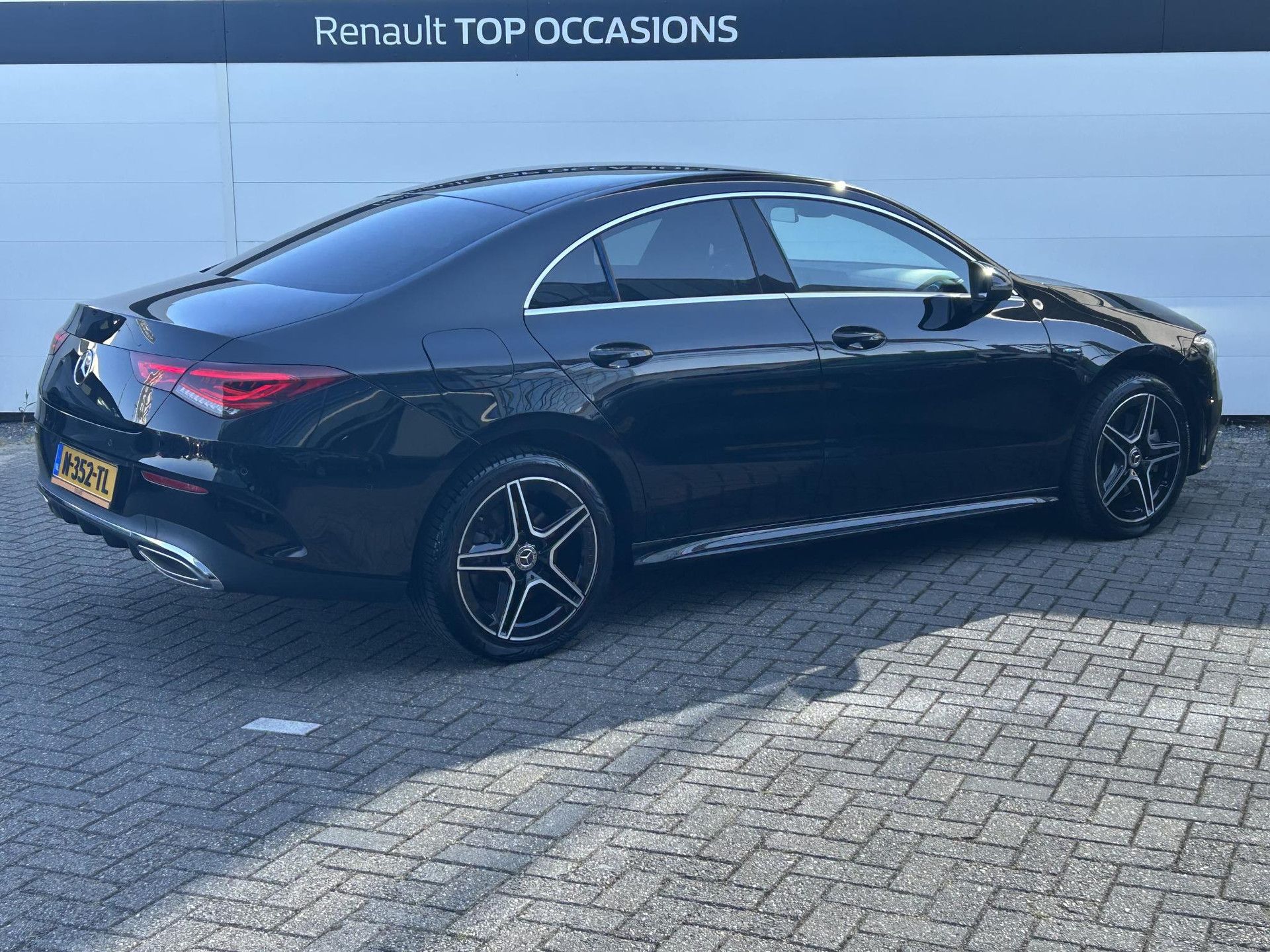 Mercedes-Benz CLA met kenteken N-352-TL – achteraanzicht