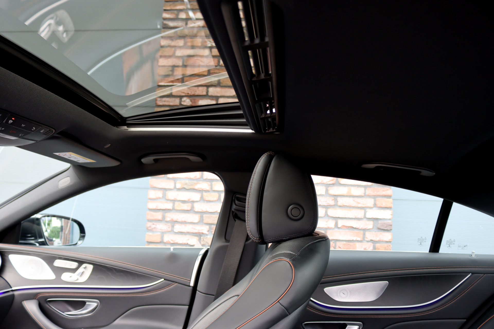 Mercedes-Benz CLS – dashboard