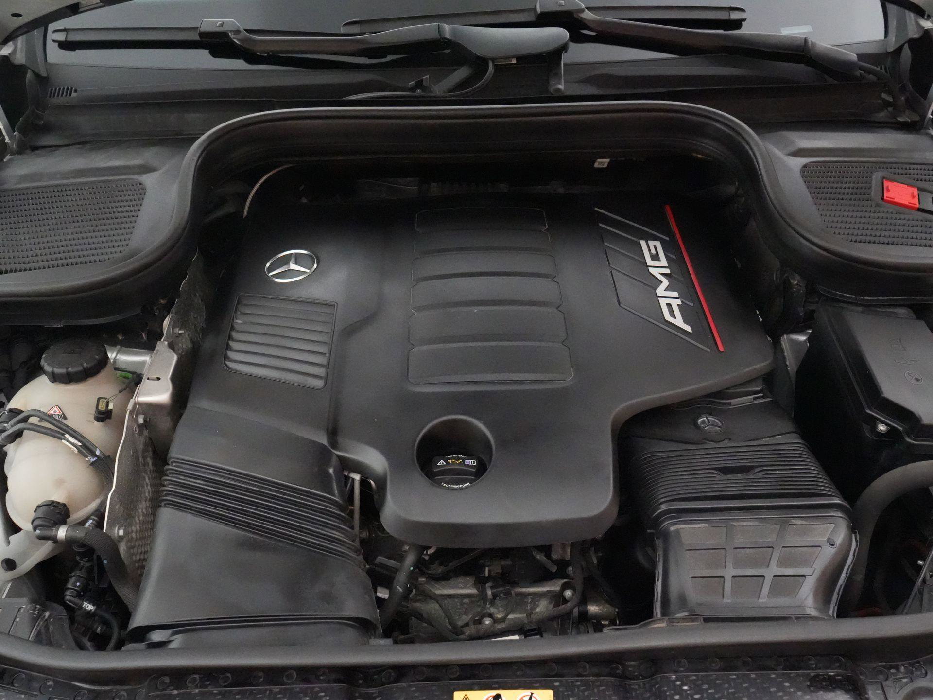 Mercedes-Benz GLE met kenteken HLS-40-F – interieur