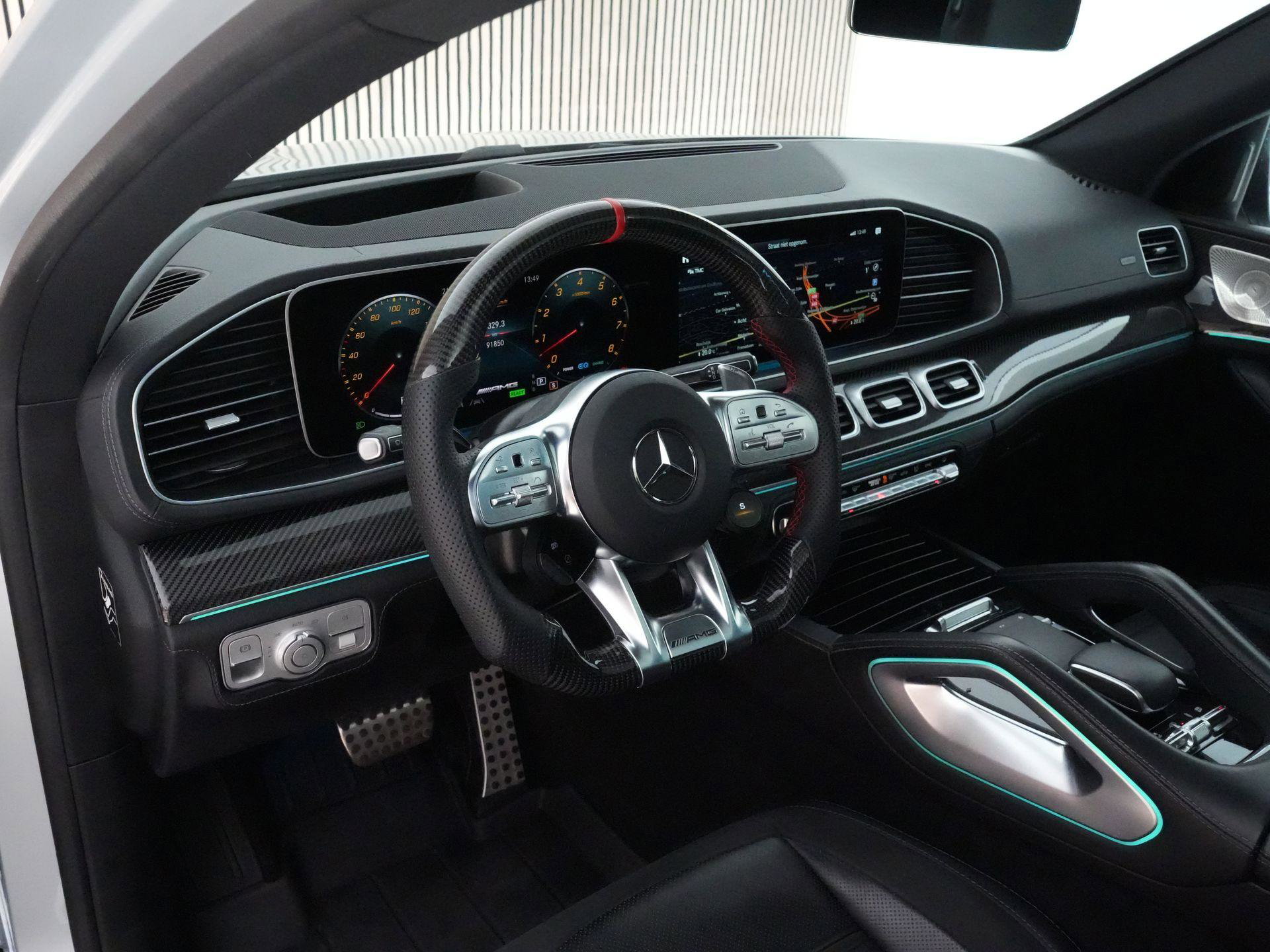 Mercedes-Benz GLE met kenteken HLS-40-F – dashboard
