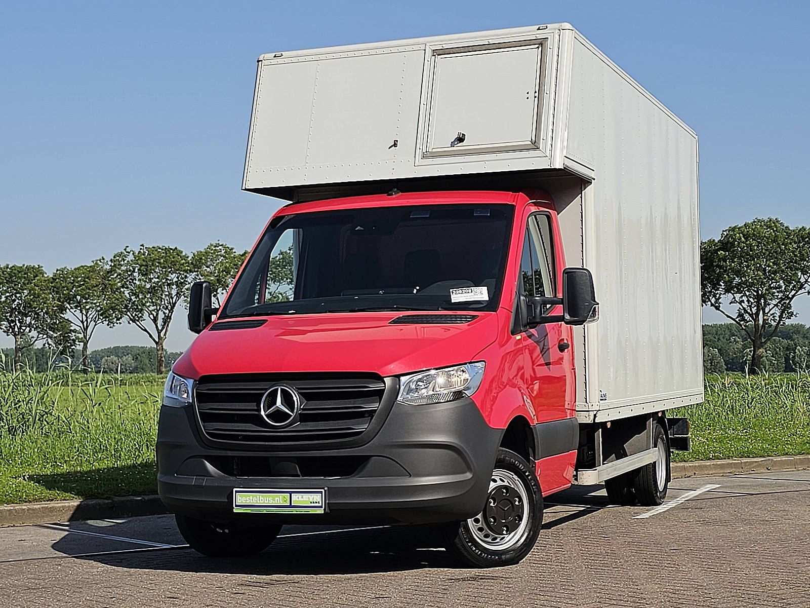 Mercedes-Benz Sprinter – vooraanzicht