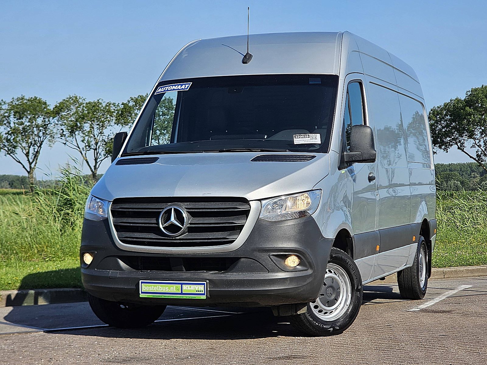 Mercedes-Benz Sprinter – vooraanzicht
