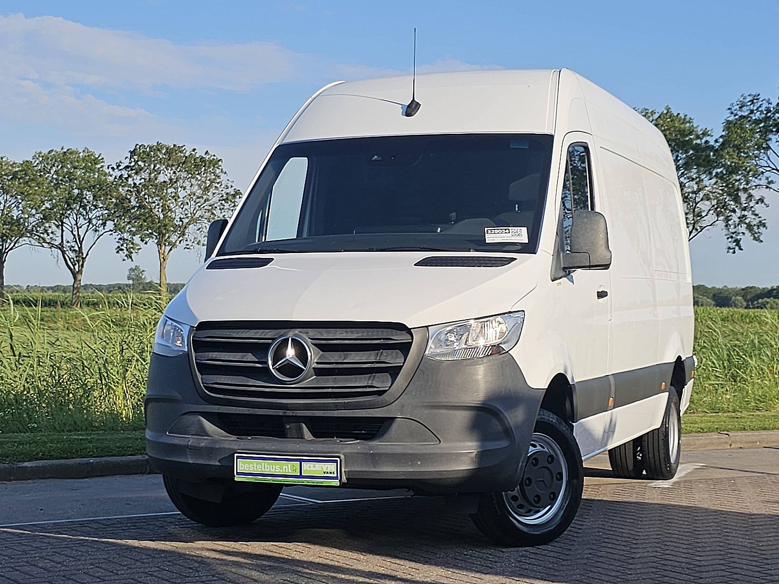 Mercedes-Benz Sprinter – vooraanzicht