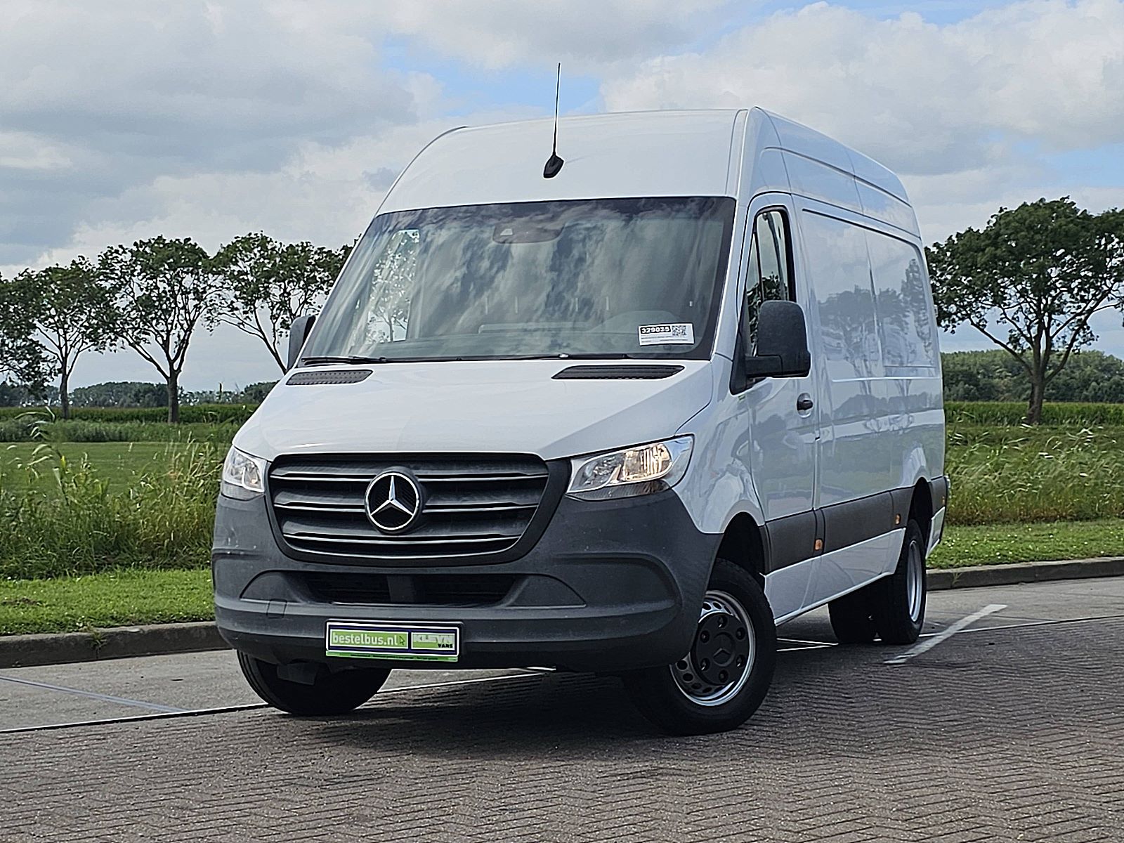Mercedes-Benz Sprinter – vooraanzicht