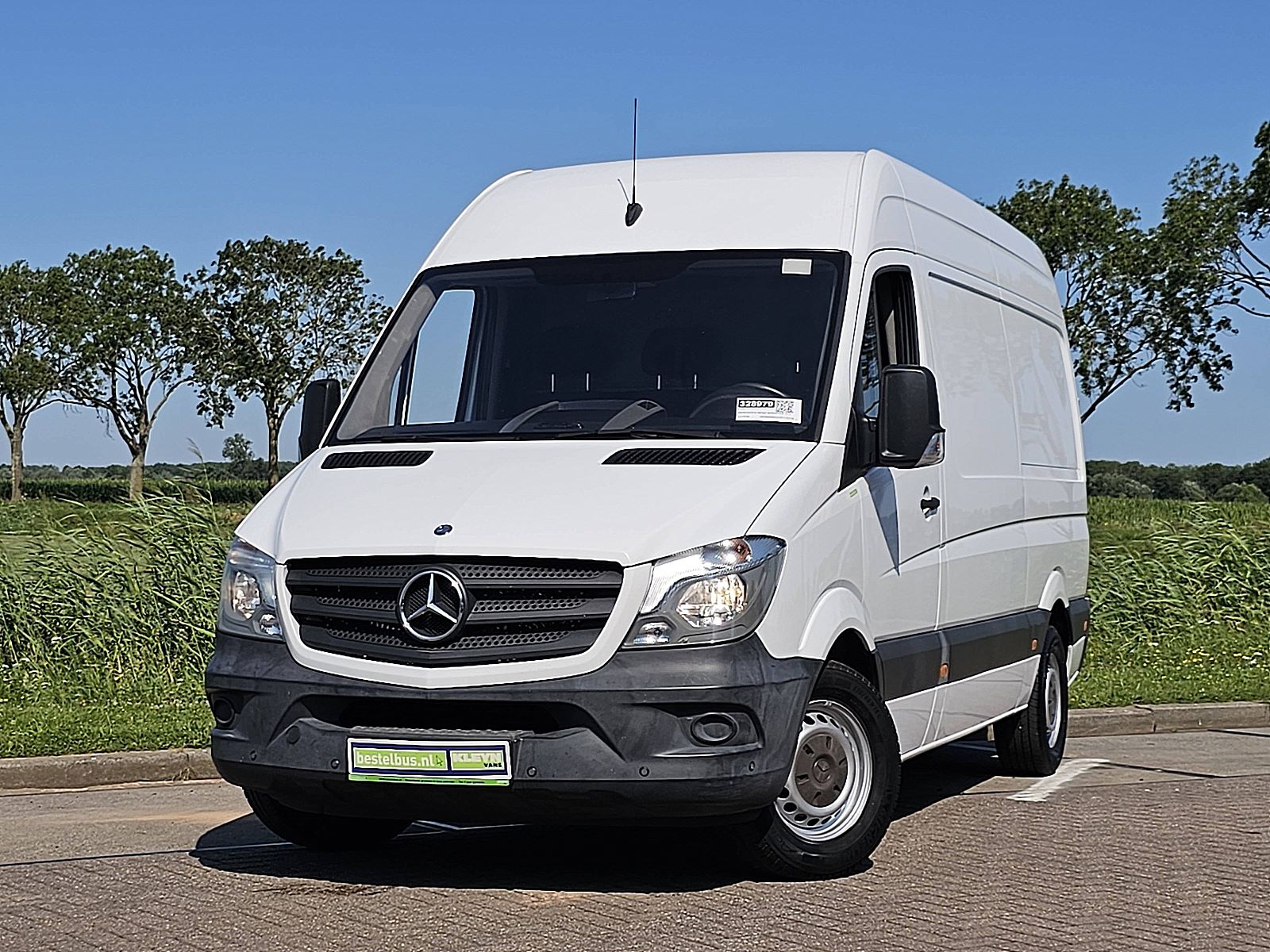 Mercedes-Benz Sprinter – vooraanzicht