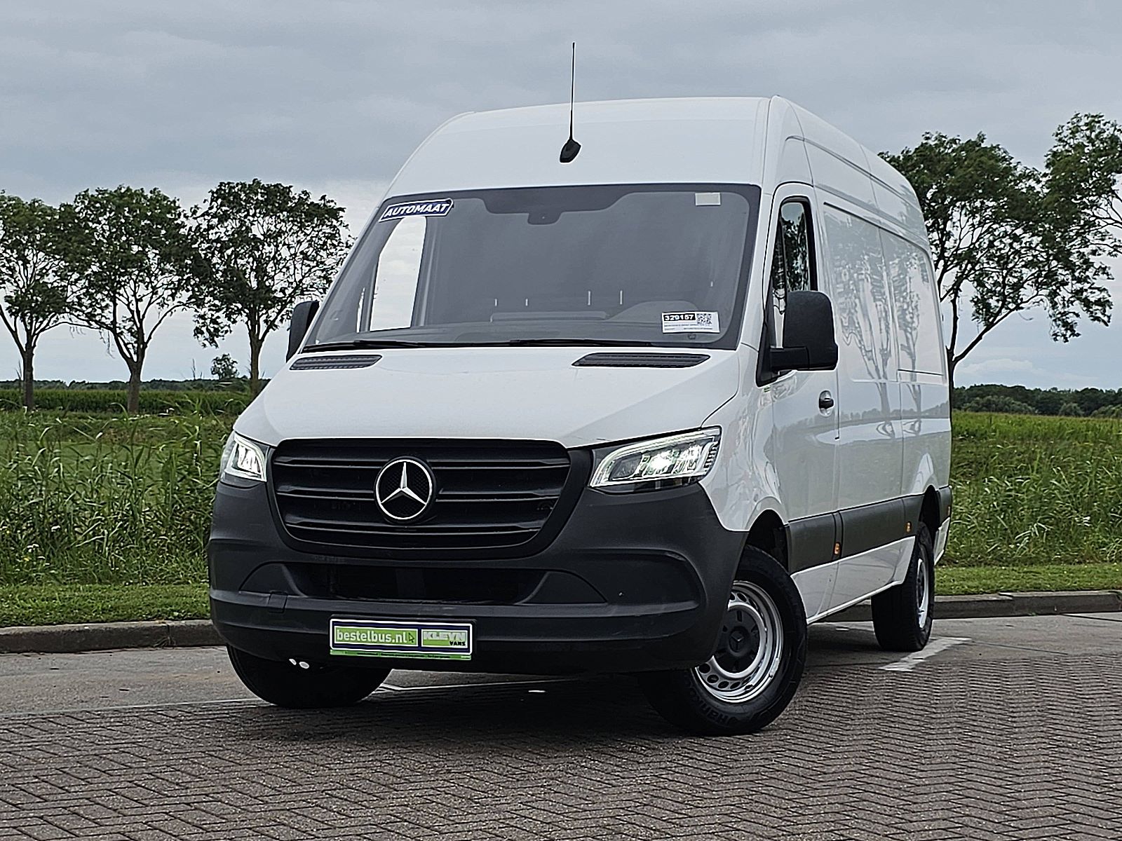 Mercedes-Benz Sprinter – vooraanzicht