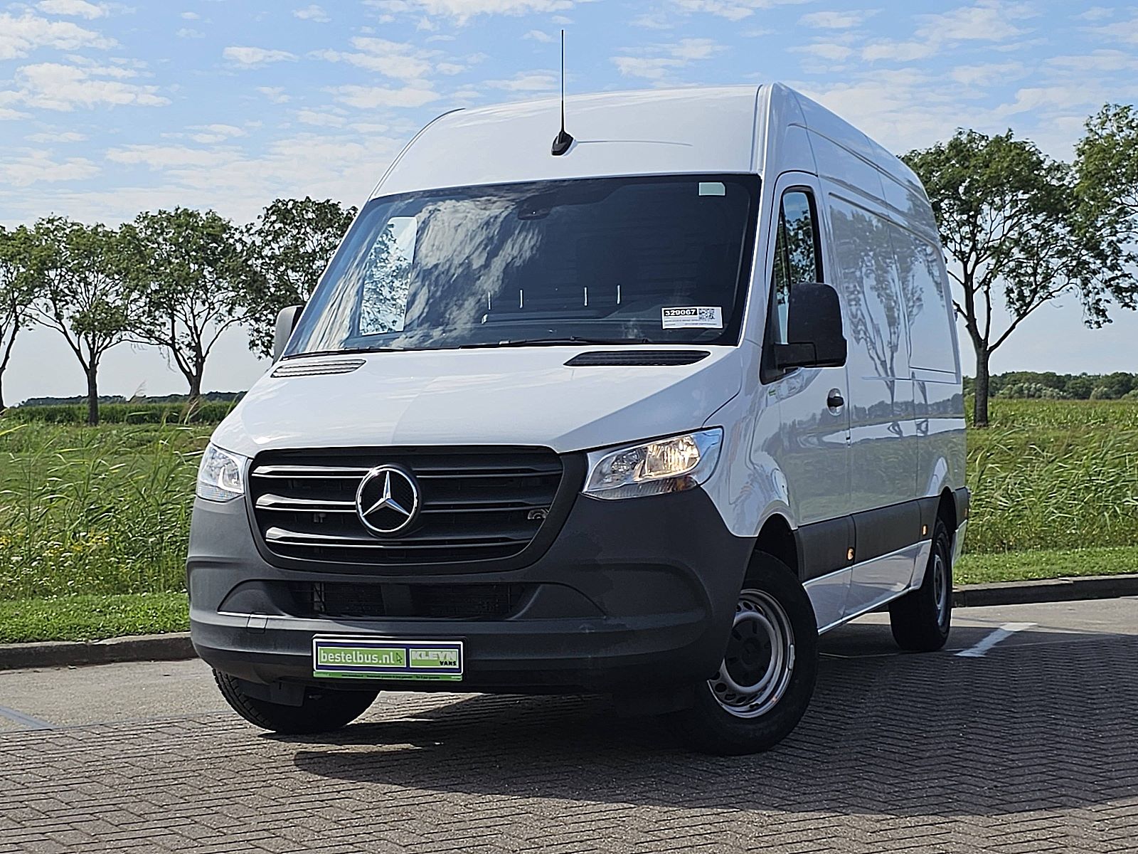 Mercedes-Benz Sprinter – vooraanzicht