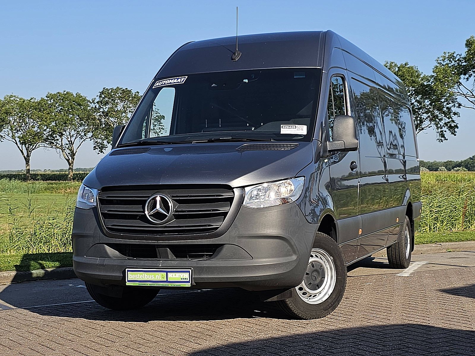 Mercedes-Benz Sprinter – vooraanzicht