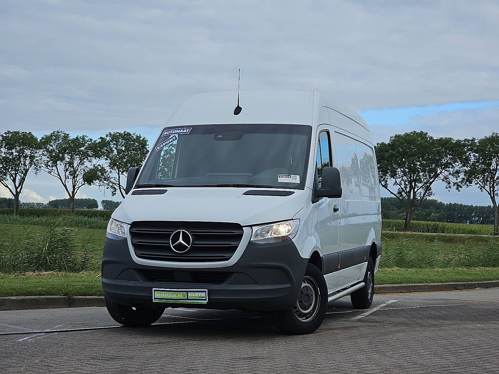 Mercedes-Benz Sprinter – vooraanzicht