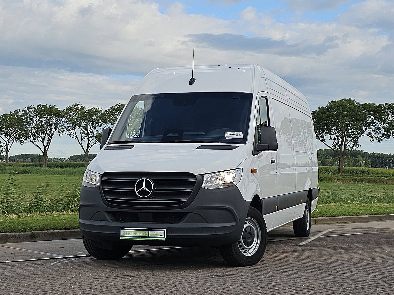 Mercedes-Benz Sprinter – vooraanzicht