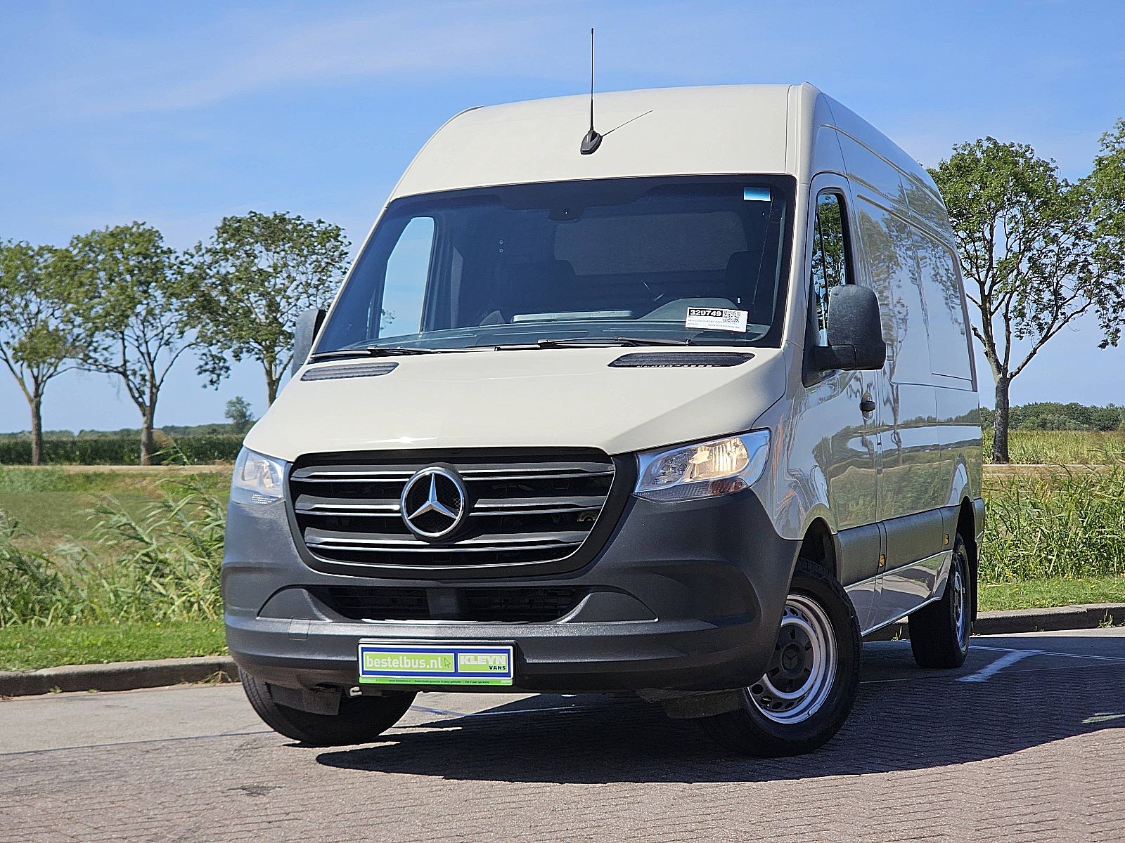Mercedes-Benz Sprinter – vooraanzicht
