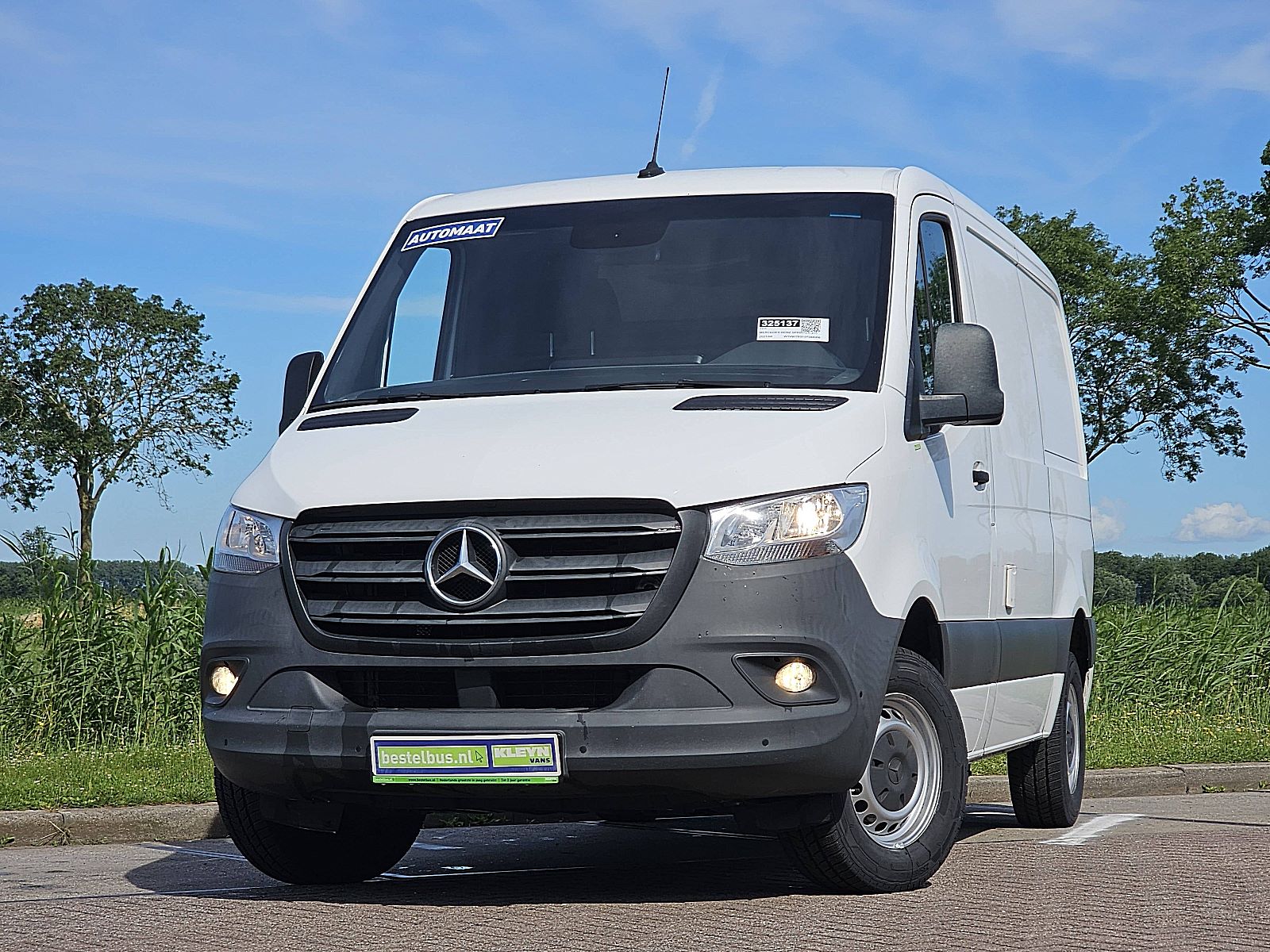 Mercedes-Benz Sprinter – vooraanzicht