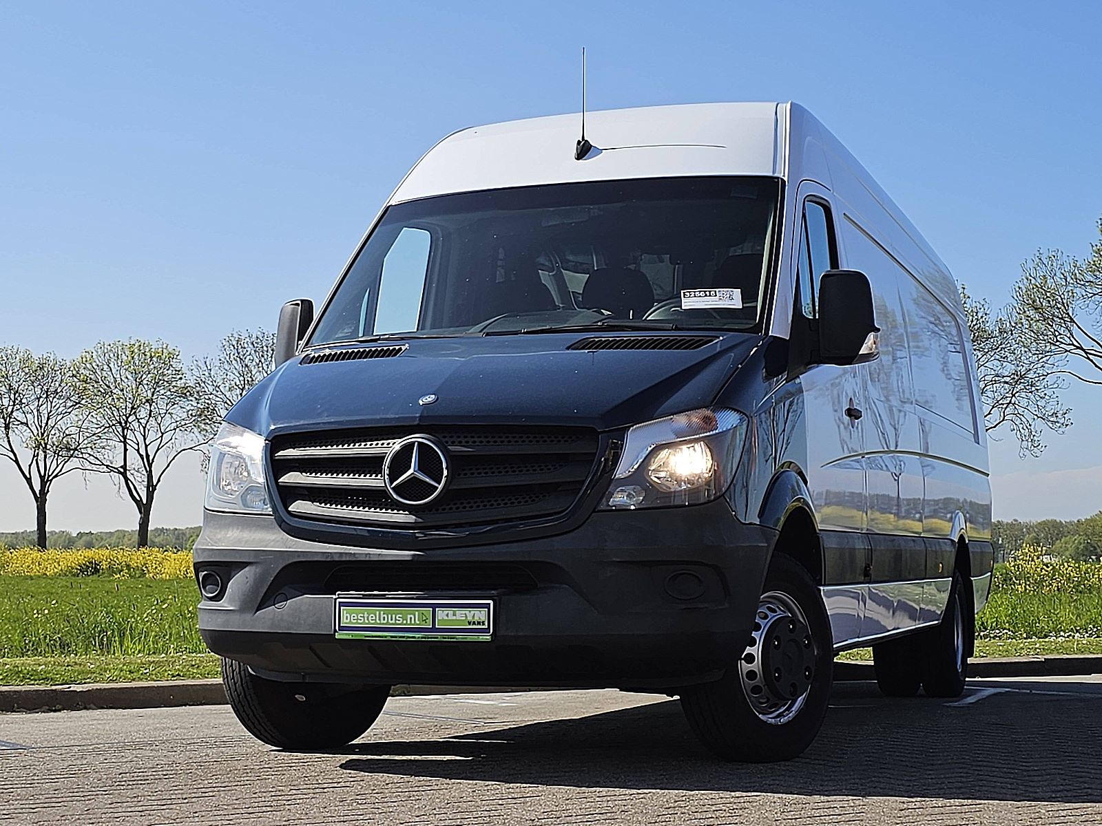 Mercedes-Benz Sprinter – vooraanzicht