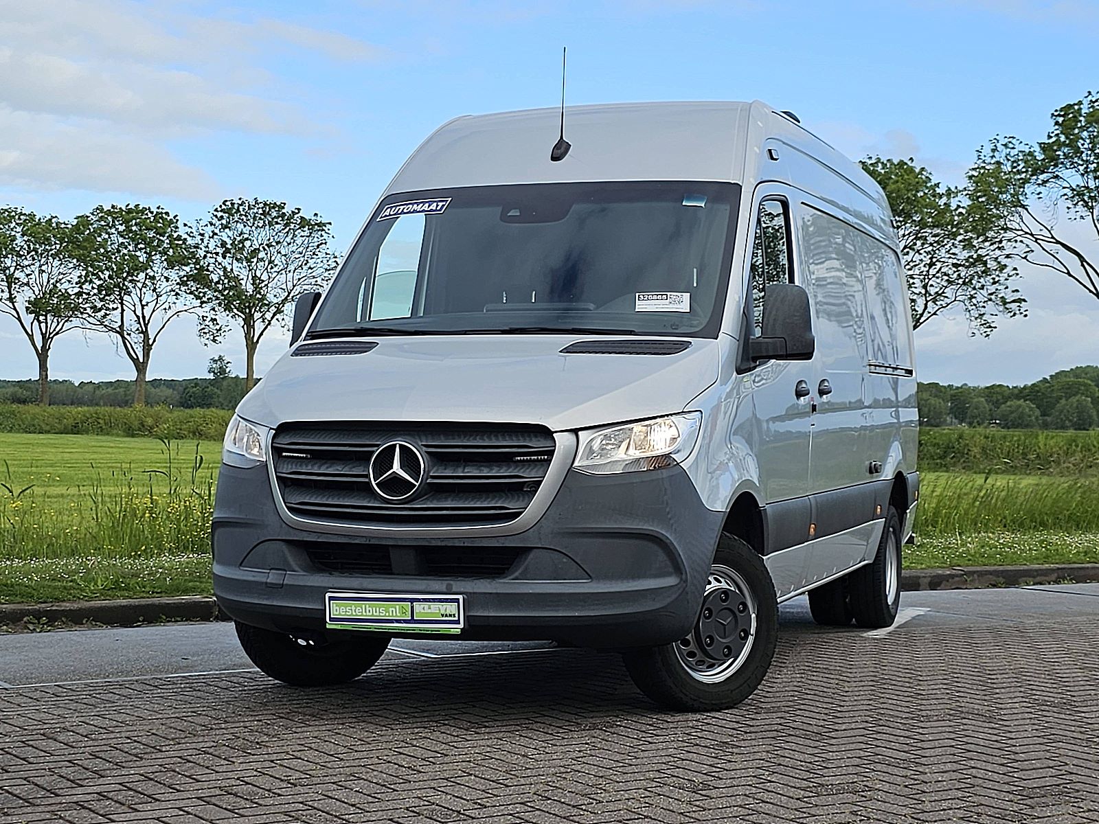 Mercedes-Benz Sprinter – vooraanzicht