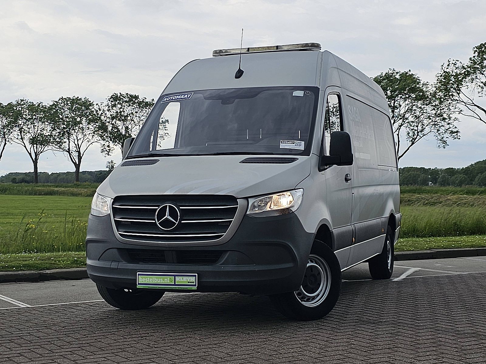Mercedes-Benz Sprinter – vooraanzicht