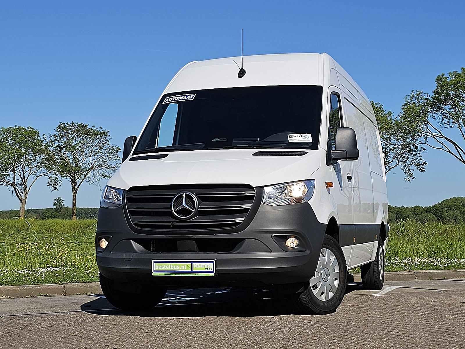 Mercedes-Benz Sprinter – vooraanzicht
