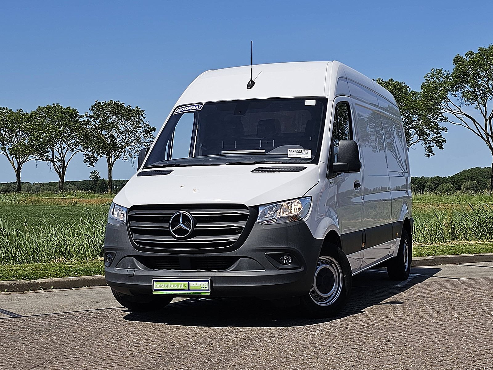 Mercedes-Benz Sprinter – vooraanzicht