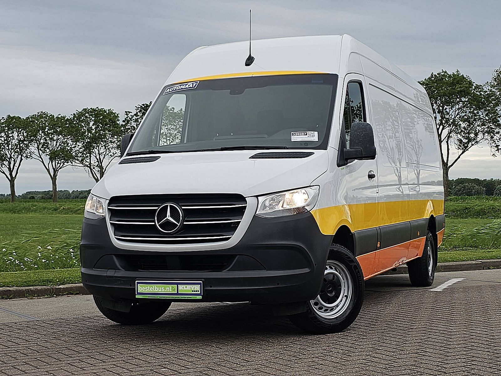 Mercedes-Benz Sprinter – vooraanzicht
