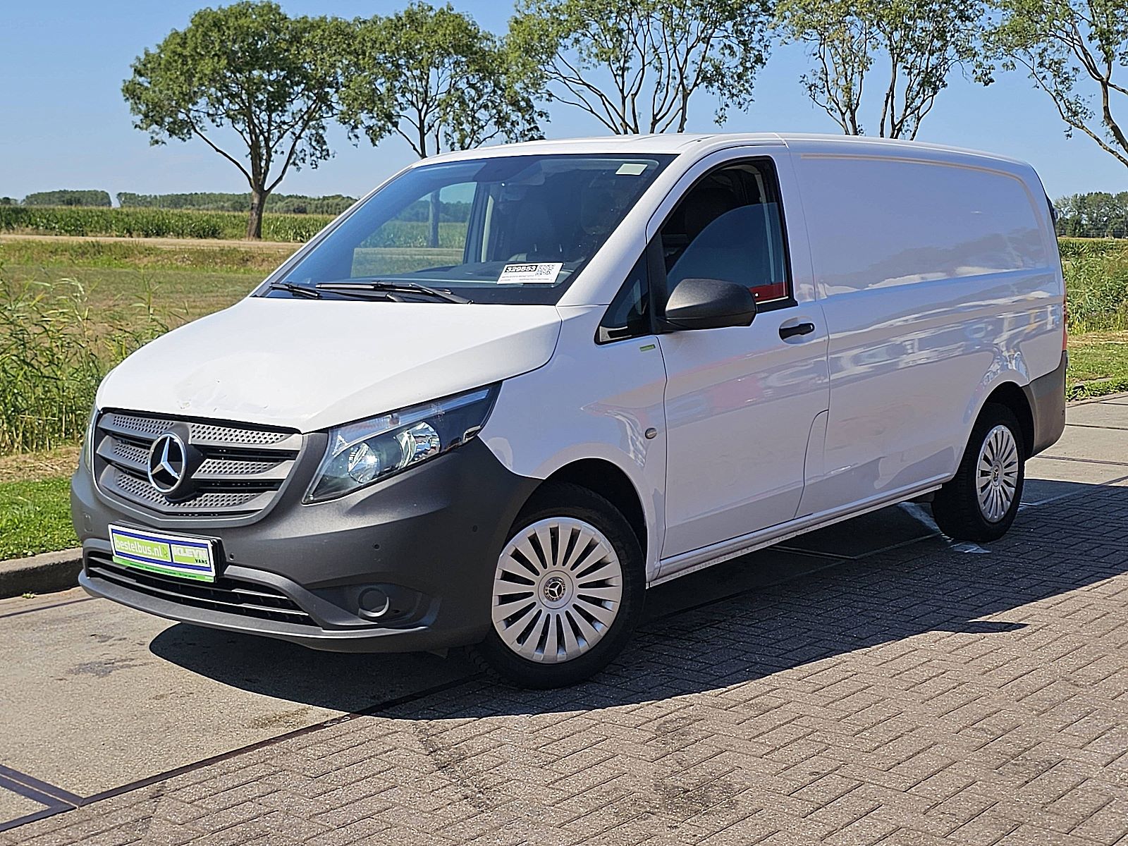 Mercedes-Benz Vito – achteraanzicht