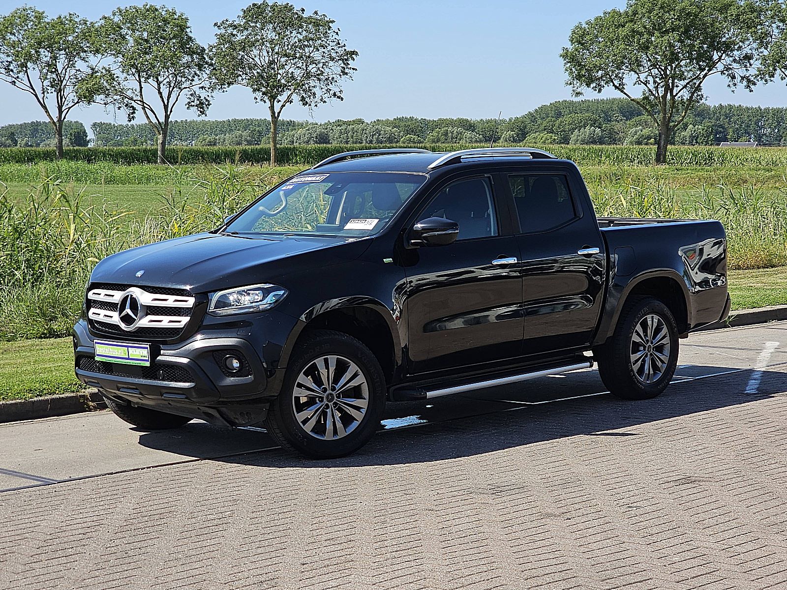 Mercedes-Benz X-KLASSE – achteraanzicht