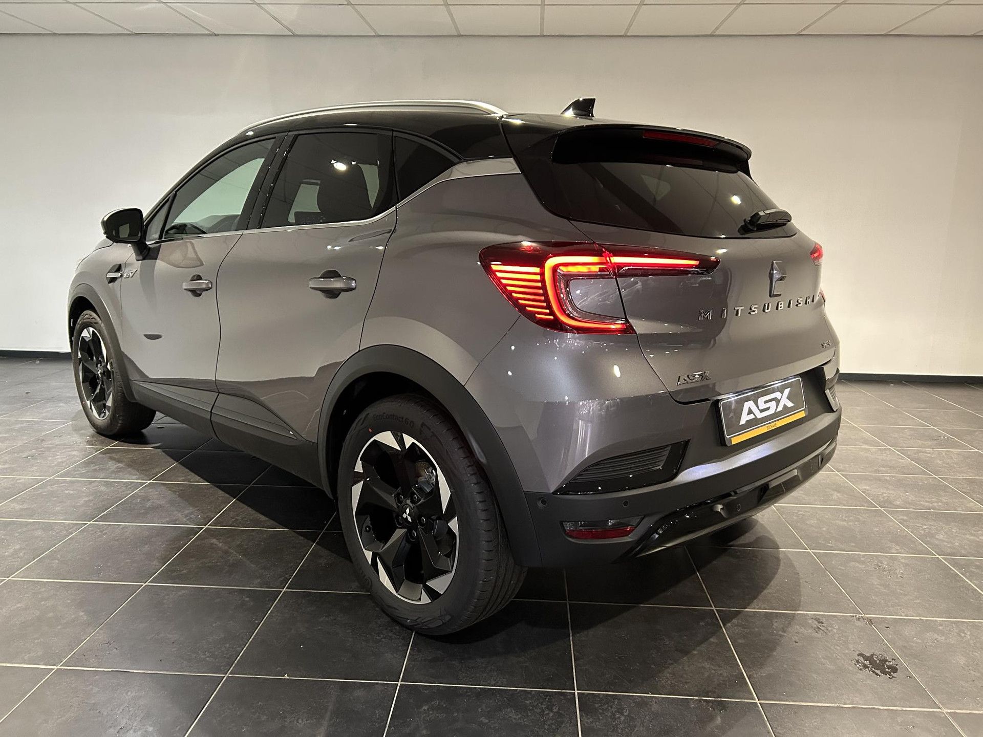 Mitsubishi ASX met kenteken KNV-34-R – detailfoto