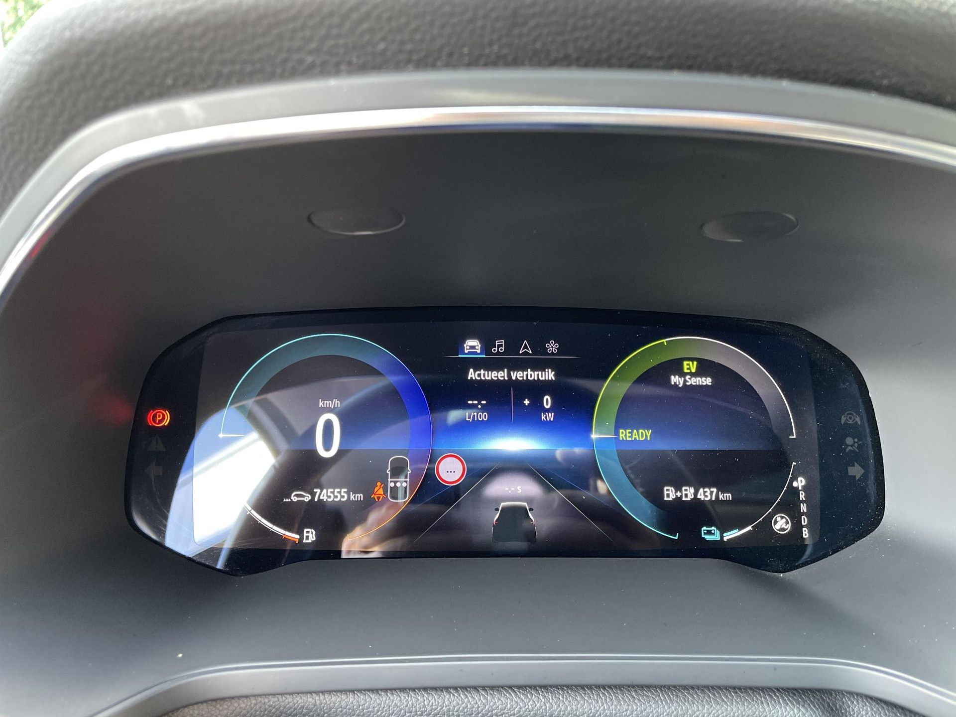 Mitsubishi ASX met kenteken S-596-FJ – dashboard