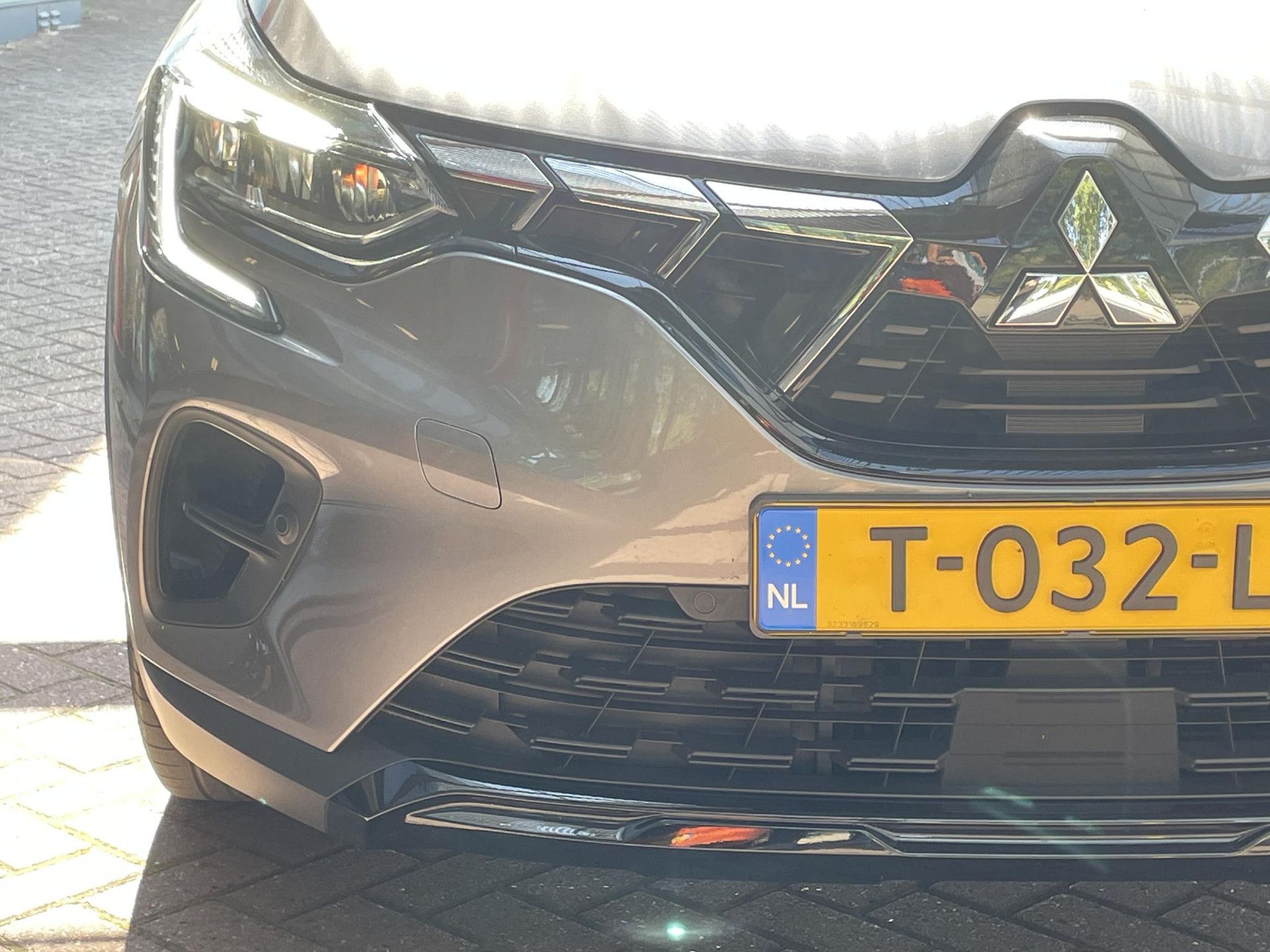 Mitsubishi ASX met kenteken T-032-LZ – dashboard