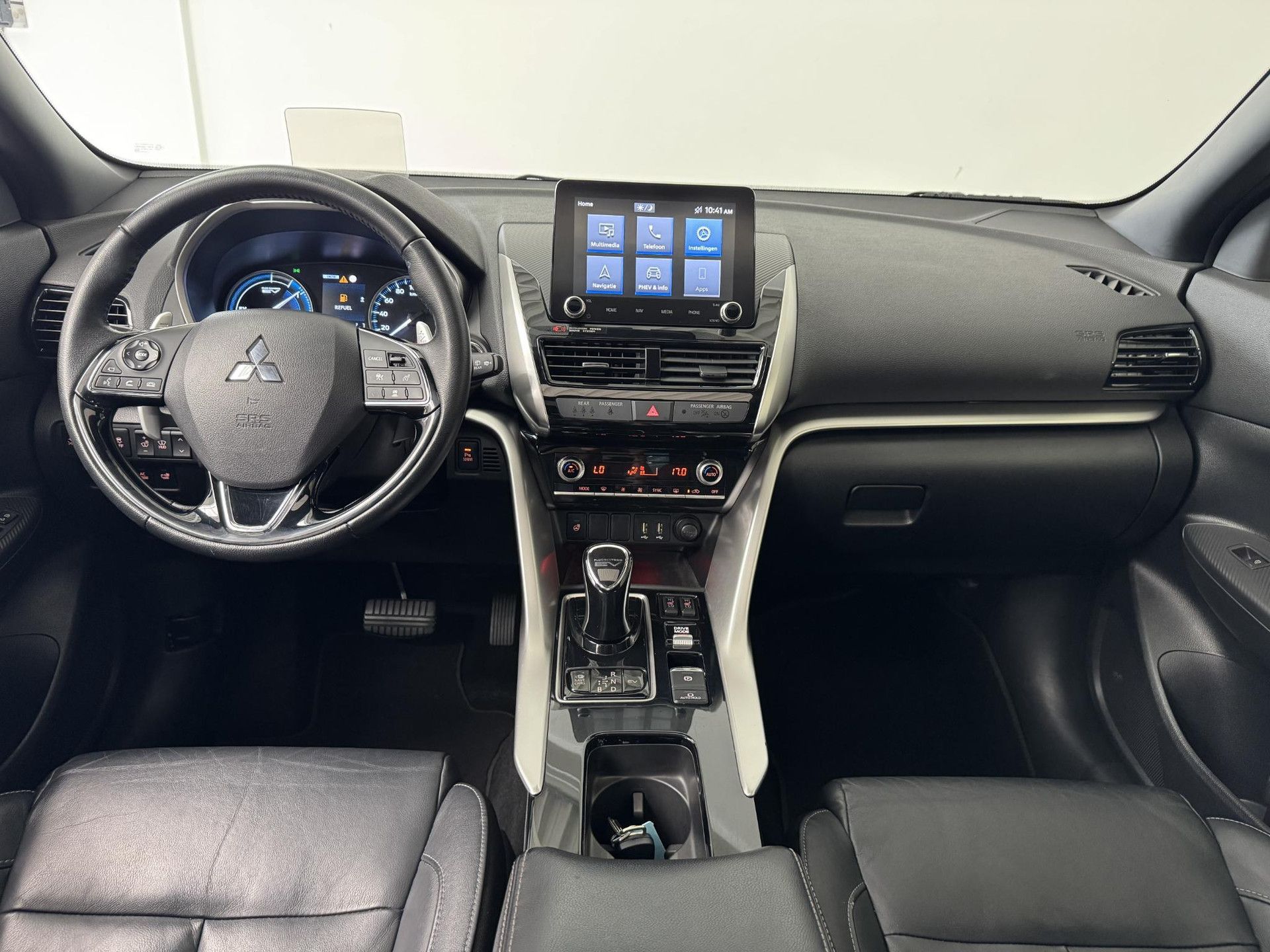 Mitsubishi EclipseCross met kenteken P-946-VS – interieur