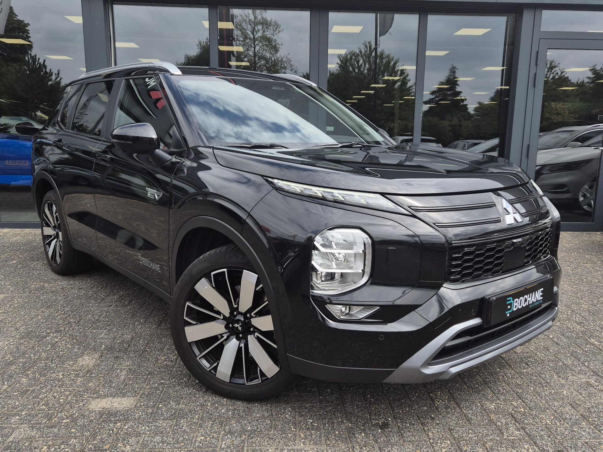 Mitsubishi Outlander met kenteken JVJ-40-X – detailfoto