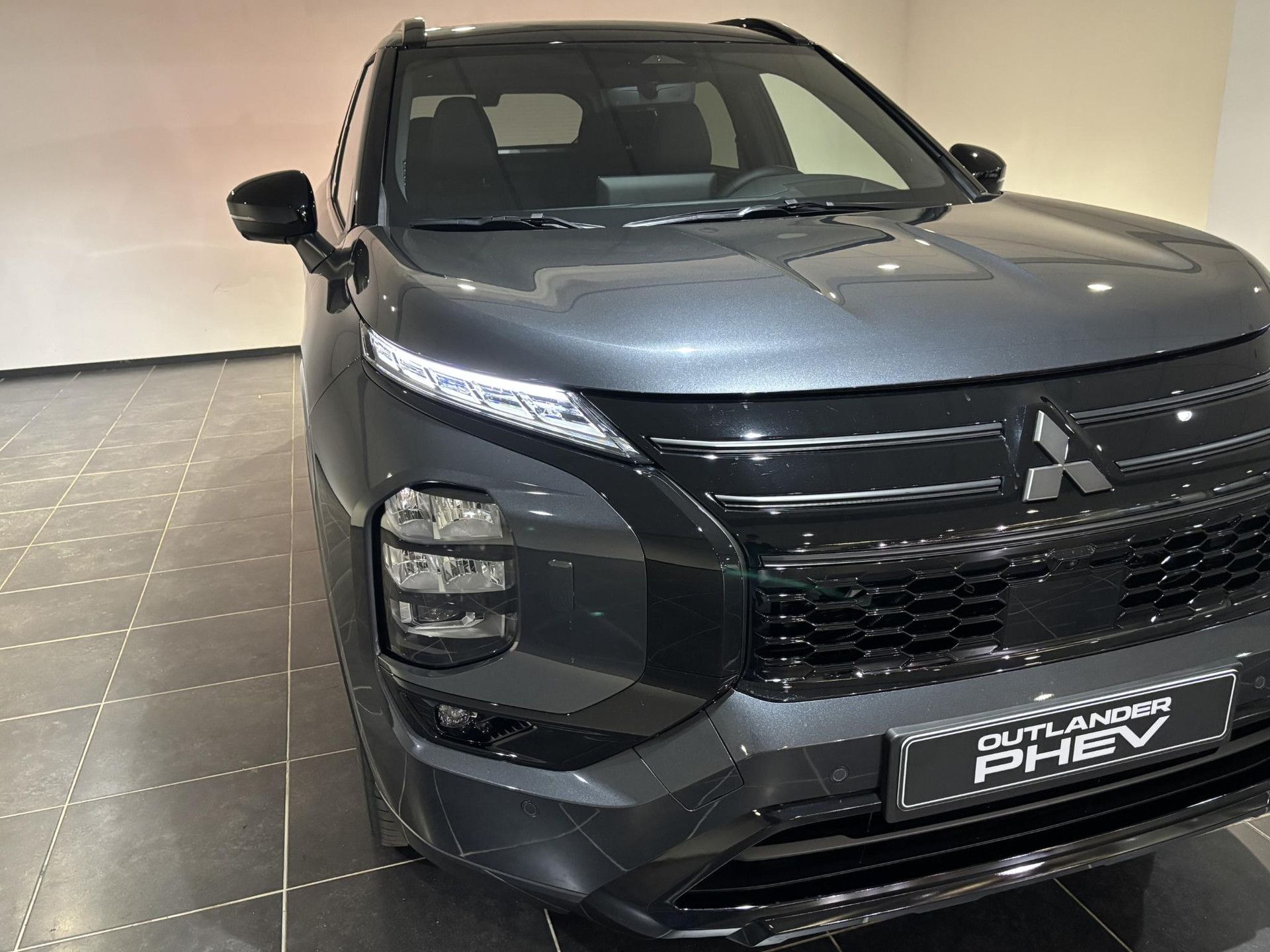 Mitsubishi Outlander met kenteken KSG-33-H – dashboard