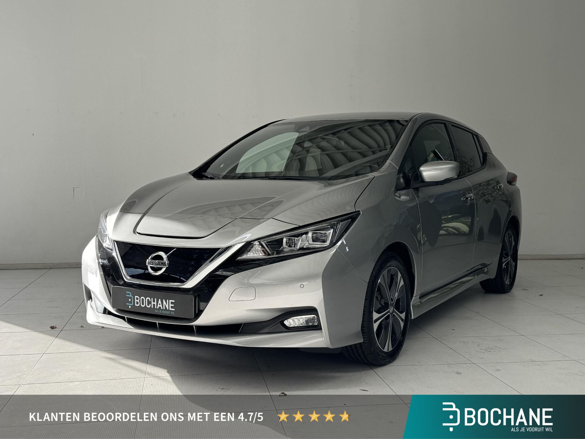 Nissan Leaf met kenteken N-423-HJ – vooraanzicht