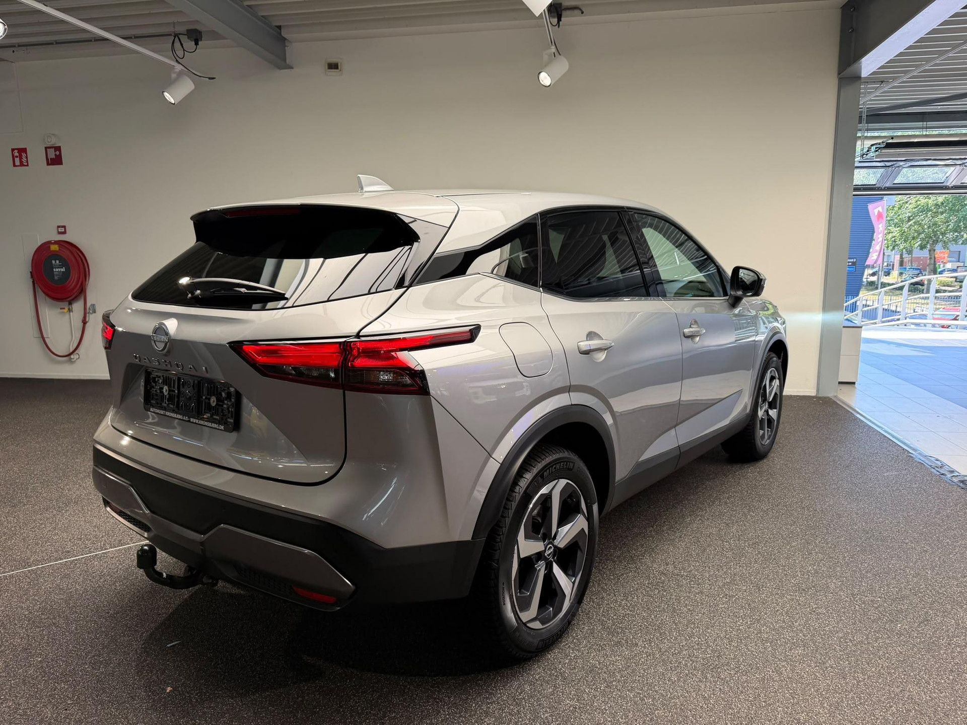 Nissan QASHQAI met kenteken KPT-46-T – achteraanzicht