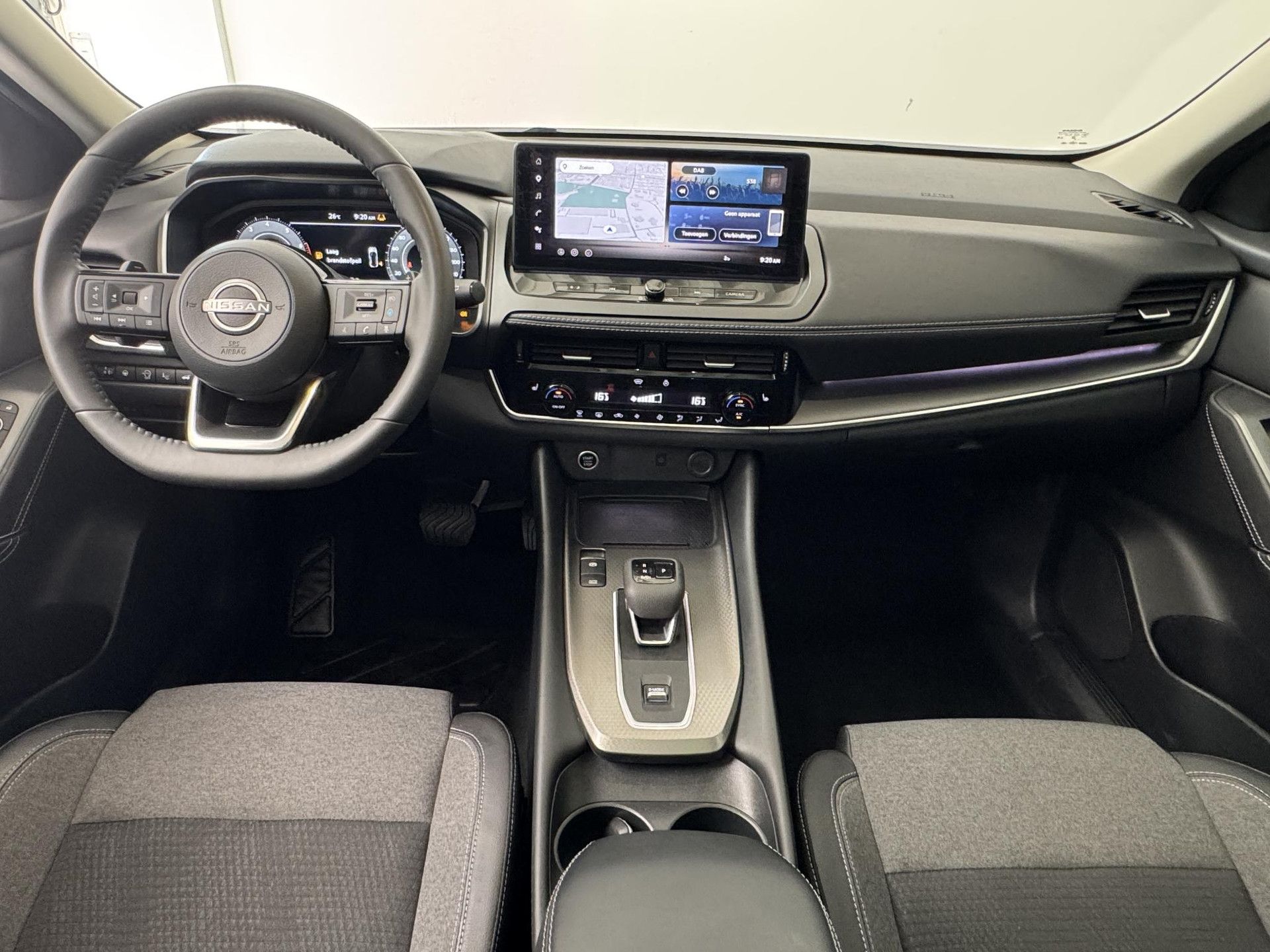 Nissan QASHQAI met kenteken KRZ-58-J – interieur