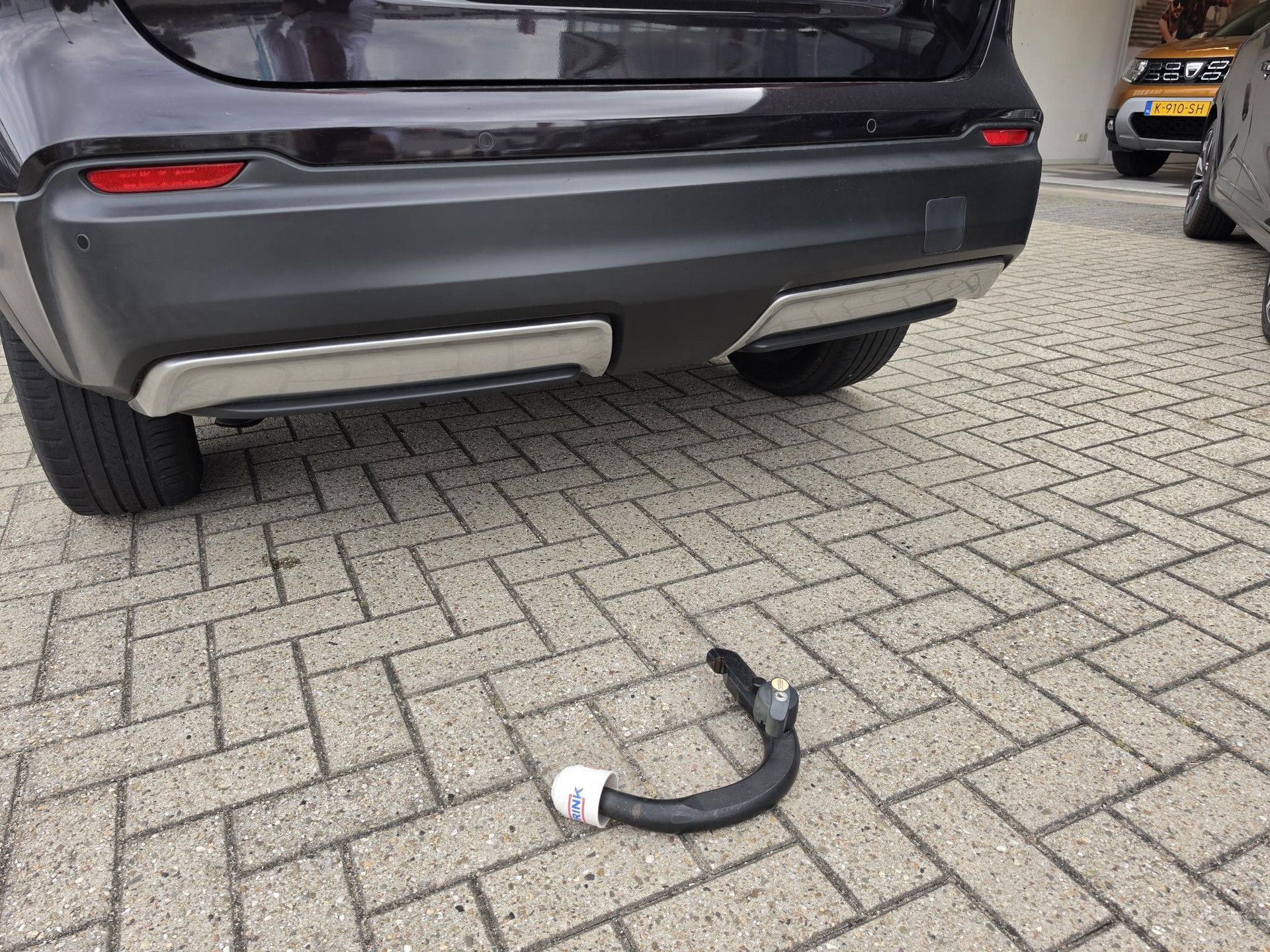 Nissan QASHQAI met kenteken TZ-057-F – interieur