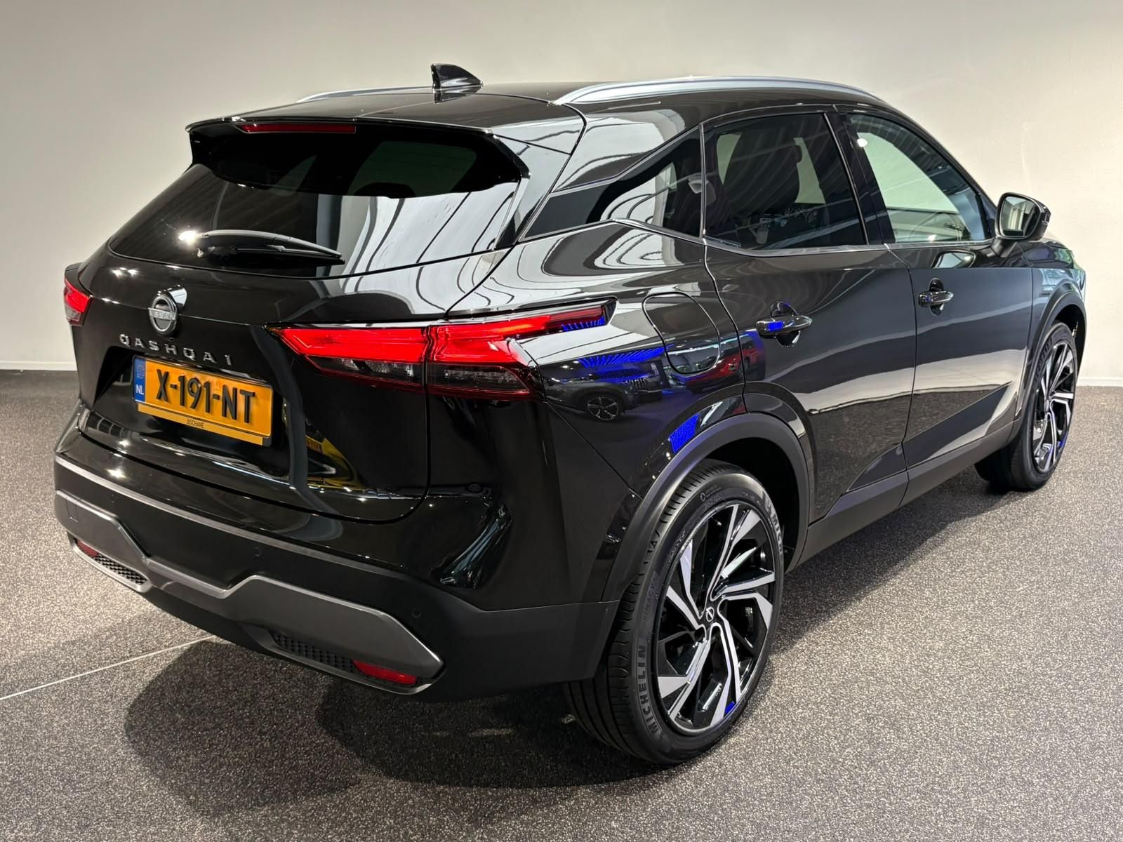 Nissan QASHQAI met kenteken X-191-NT – achteraanzicht