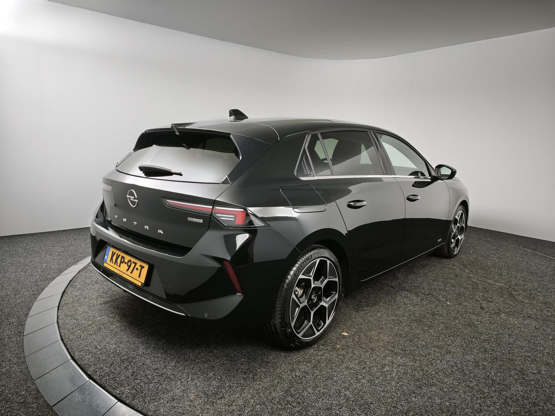 Opel Astra met kenteken KKP-97-T – achteraanzicht