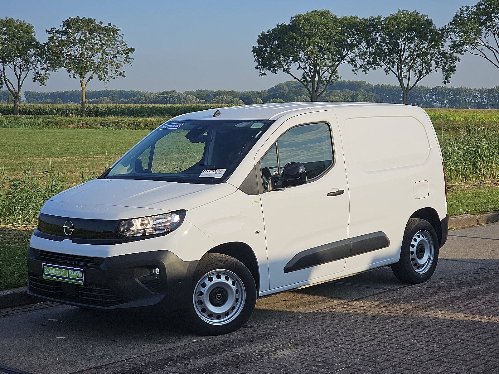 Opel Combo – achteraanzicht