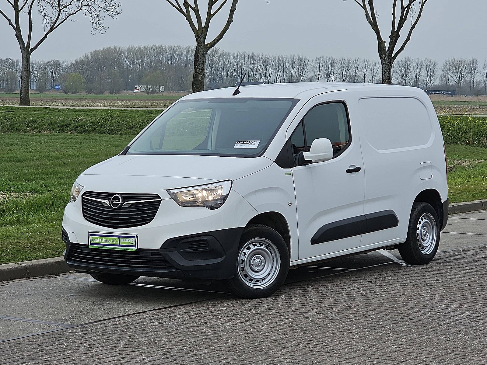 Opel Combo – achteraanzicht