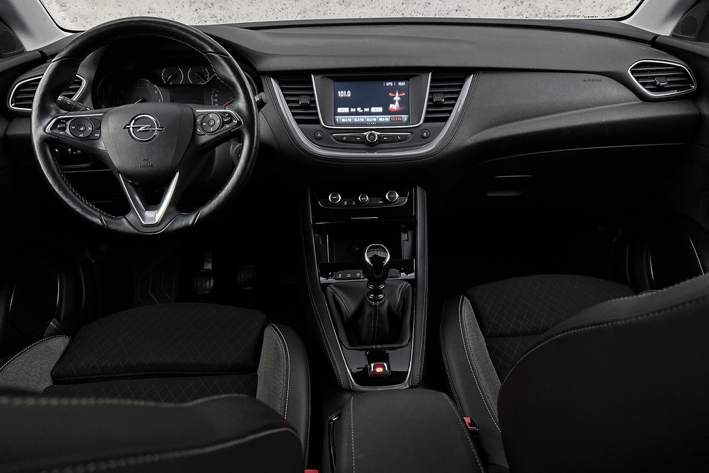 Opel Grandland X – dashboard