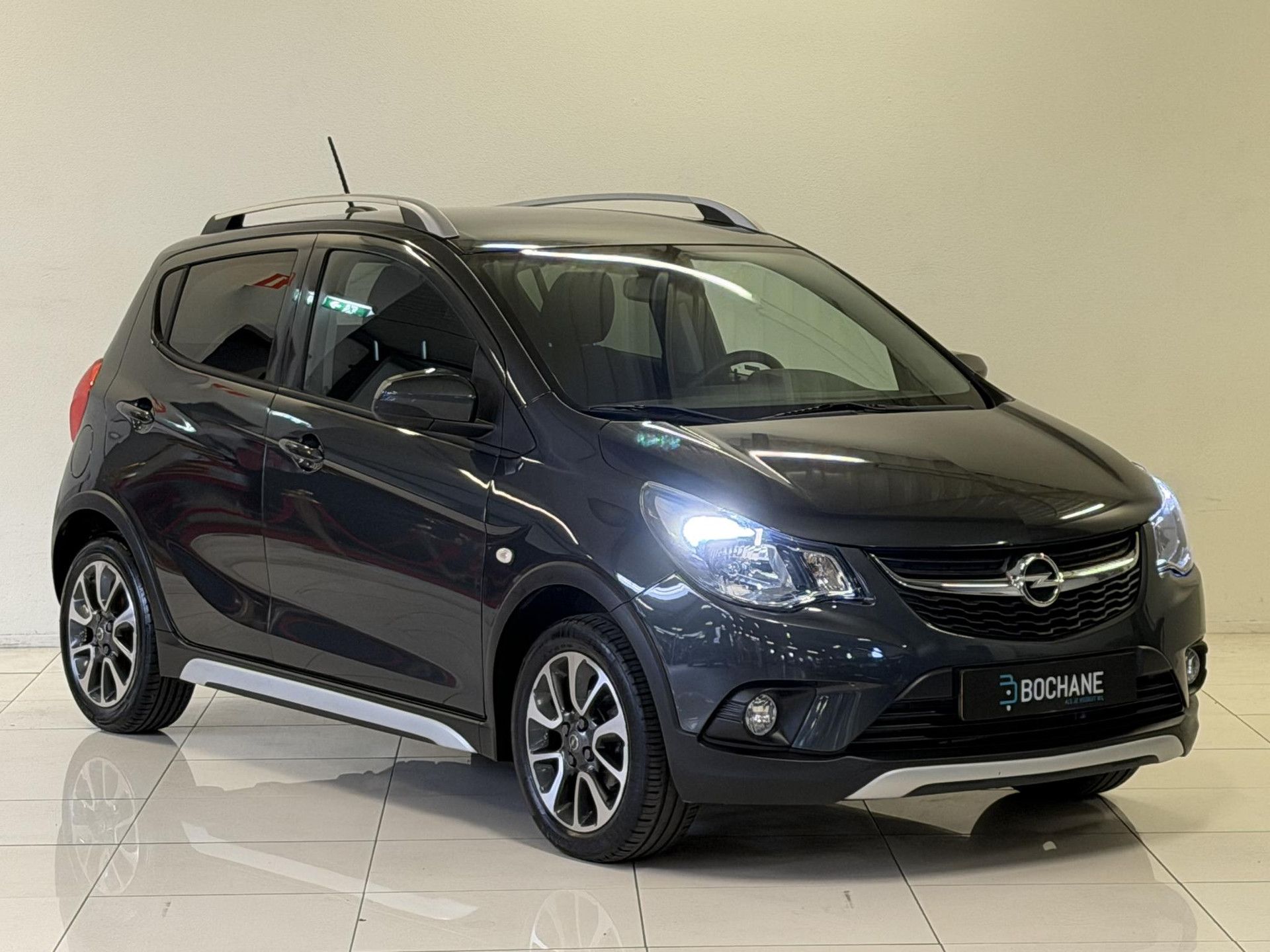 Opel KARL met kenteken SJ-195-B – detailfoto